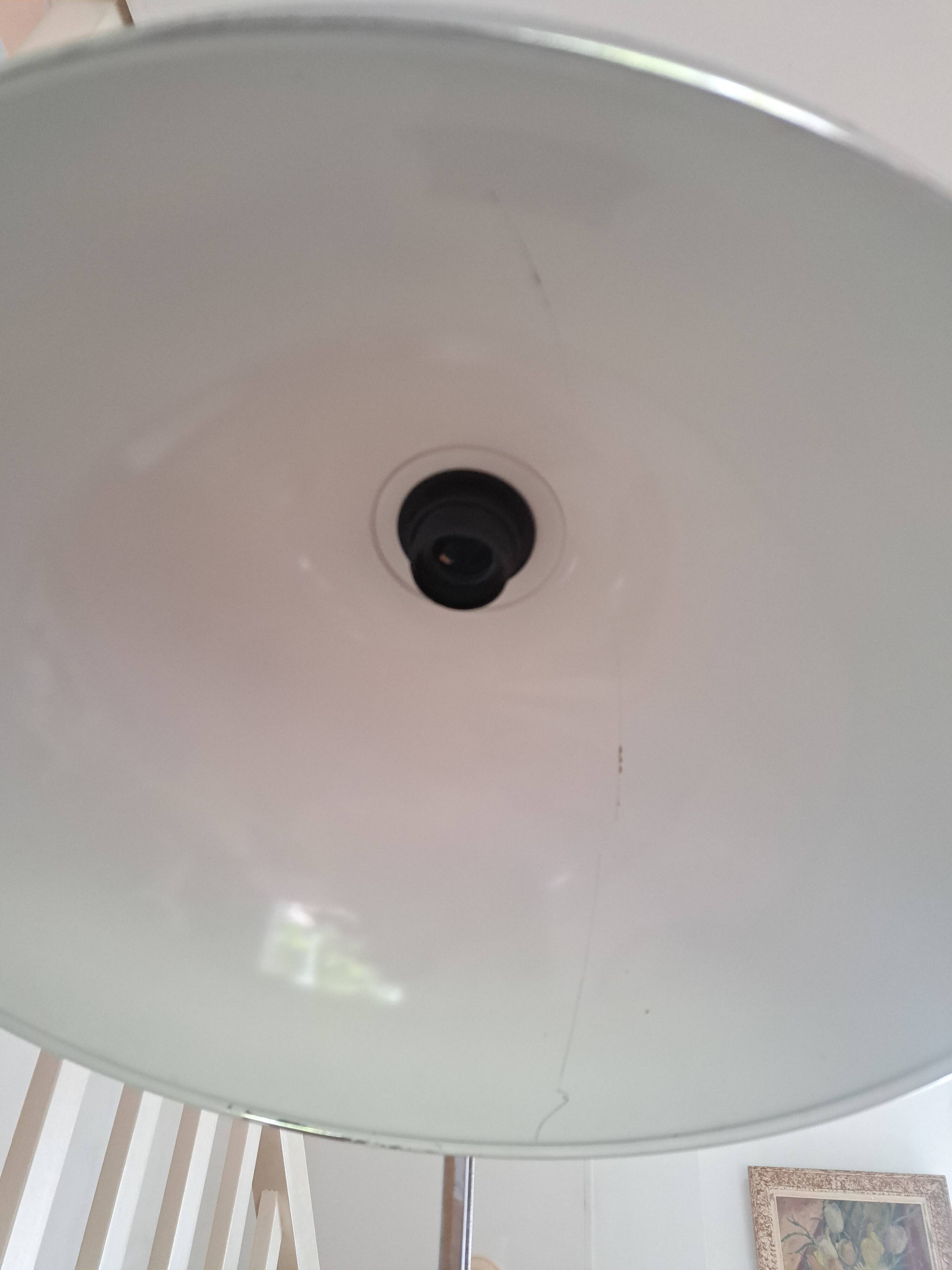 Floor lamp