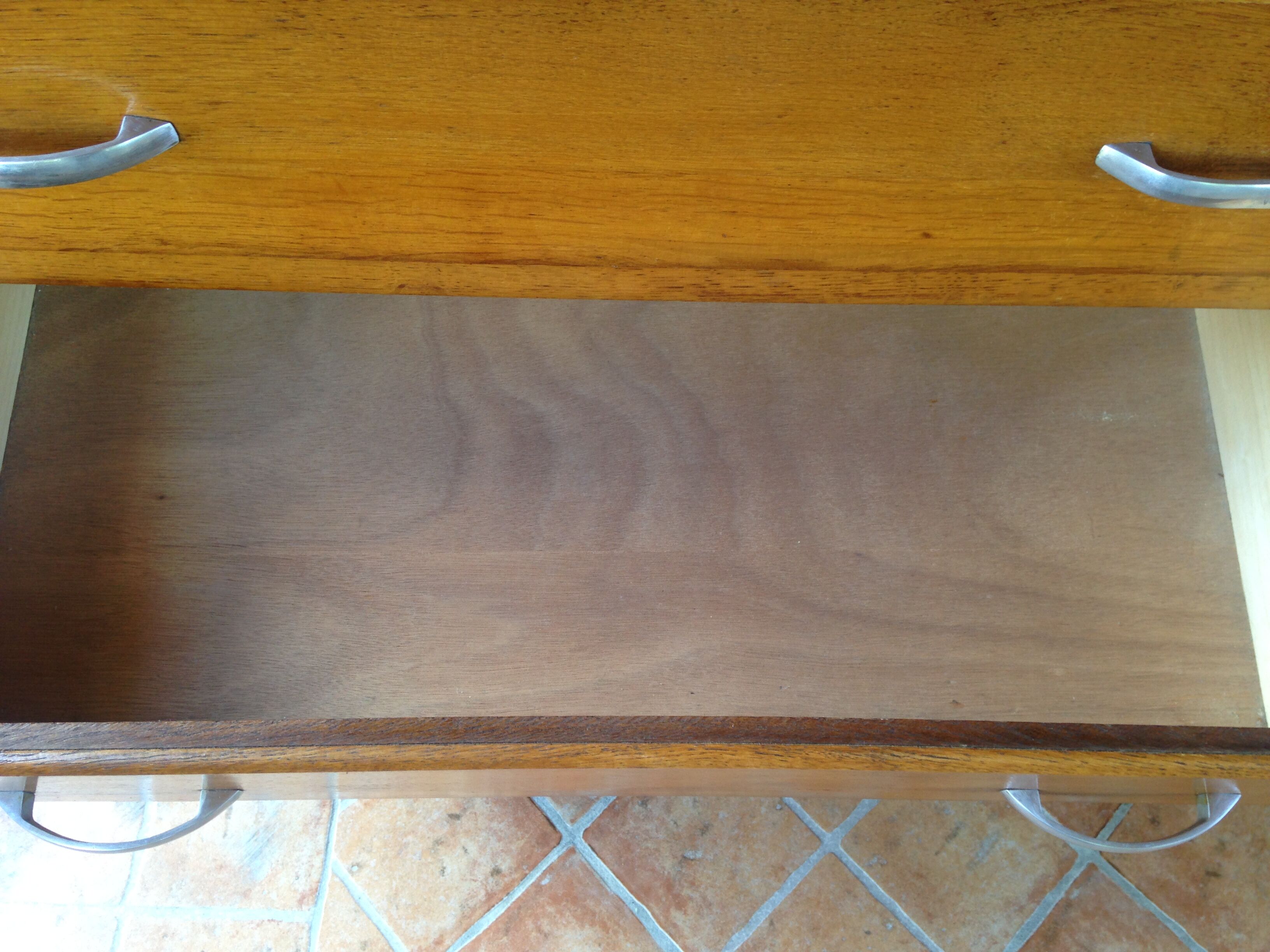 Vintage dresser year 50