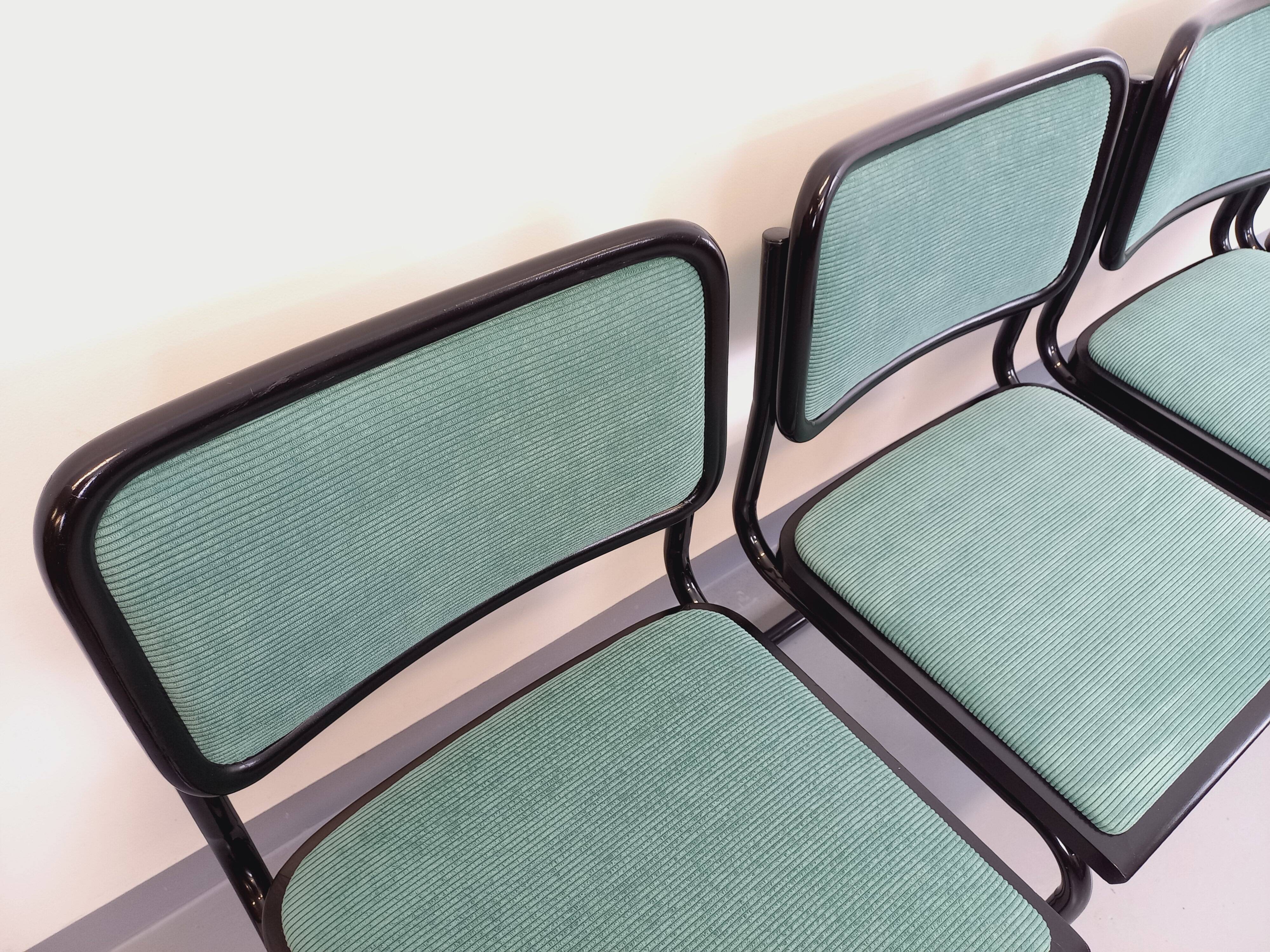 Set of 4 vintage Marcel Breuer Cesca B32 Bauhaus style chairs in black metal, black wood and v fabric