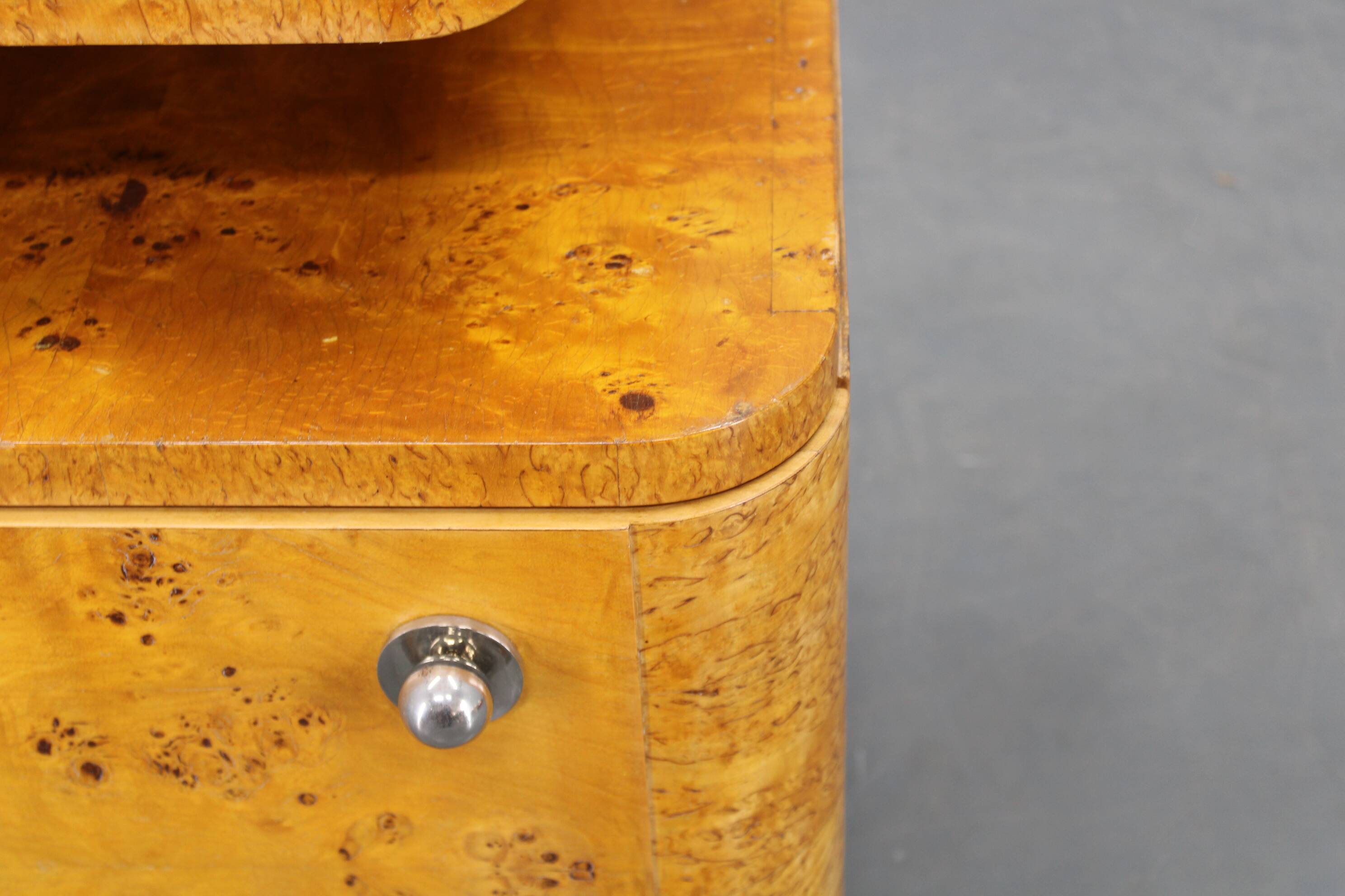 Pair of Art Deco burl wood nightstands, Czechoslovakia, 1940s