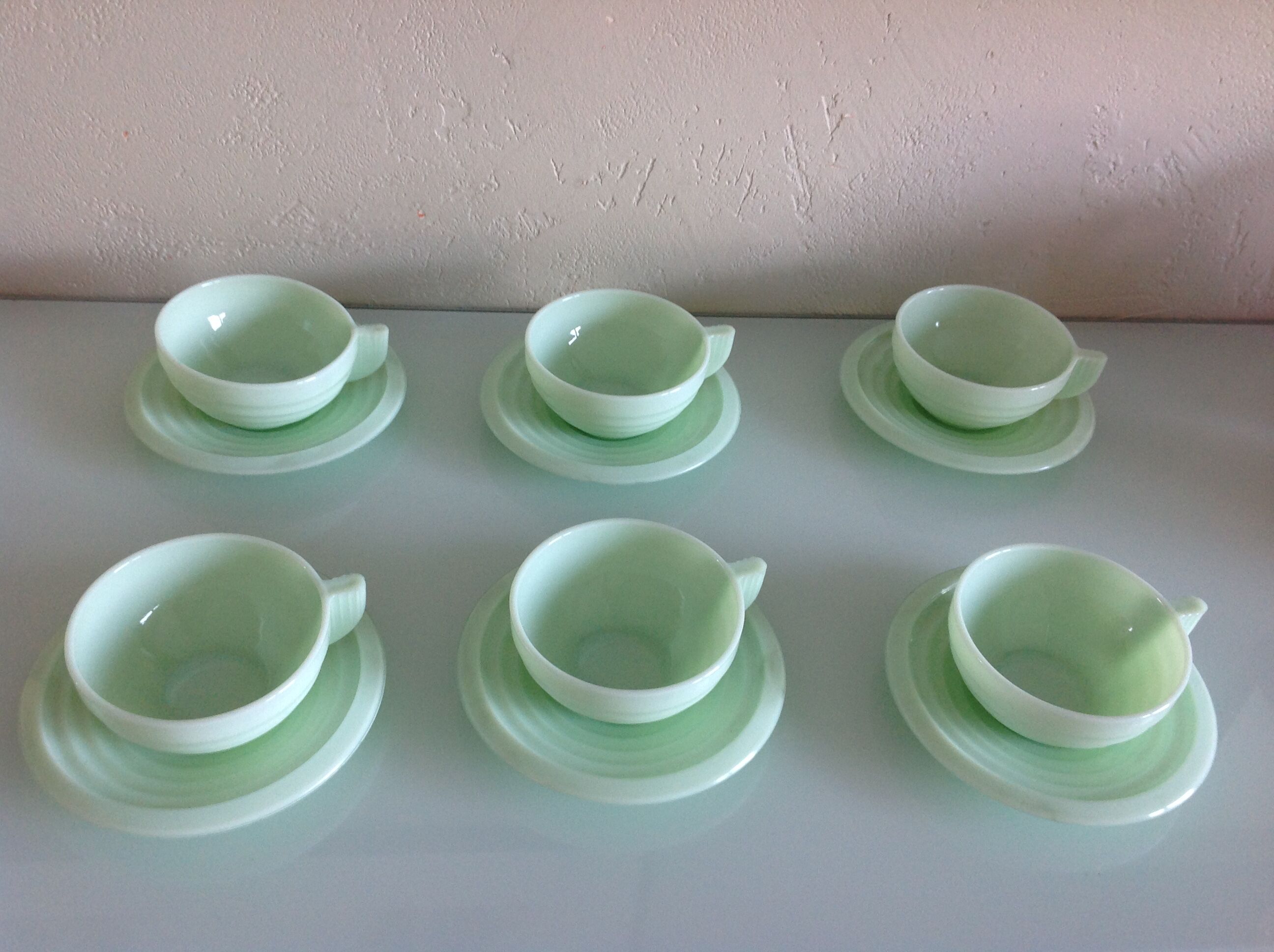 Six coffee cups and saucers in peppermint opaline 50/60