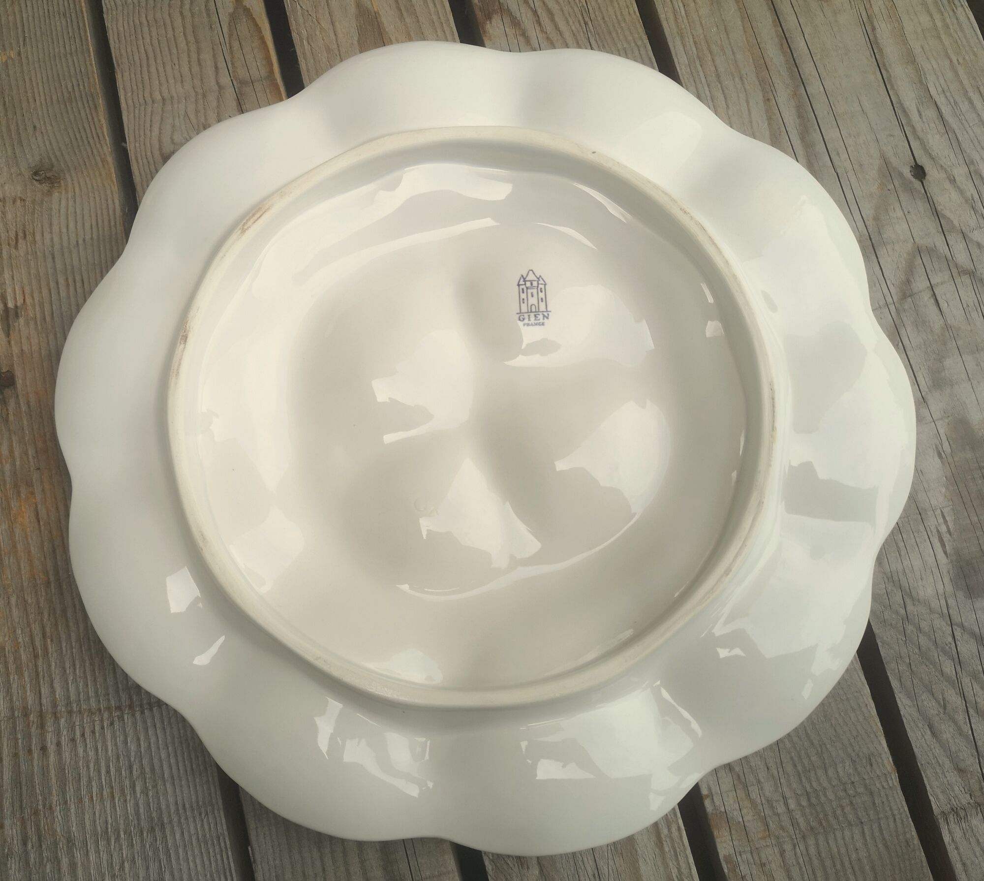 White Gien earthenware oyster dish