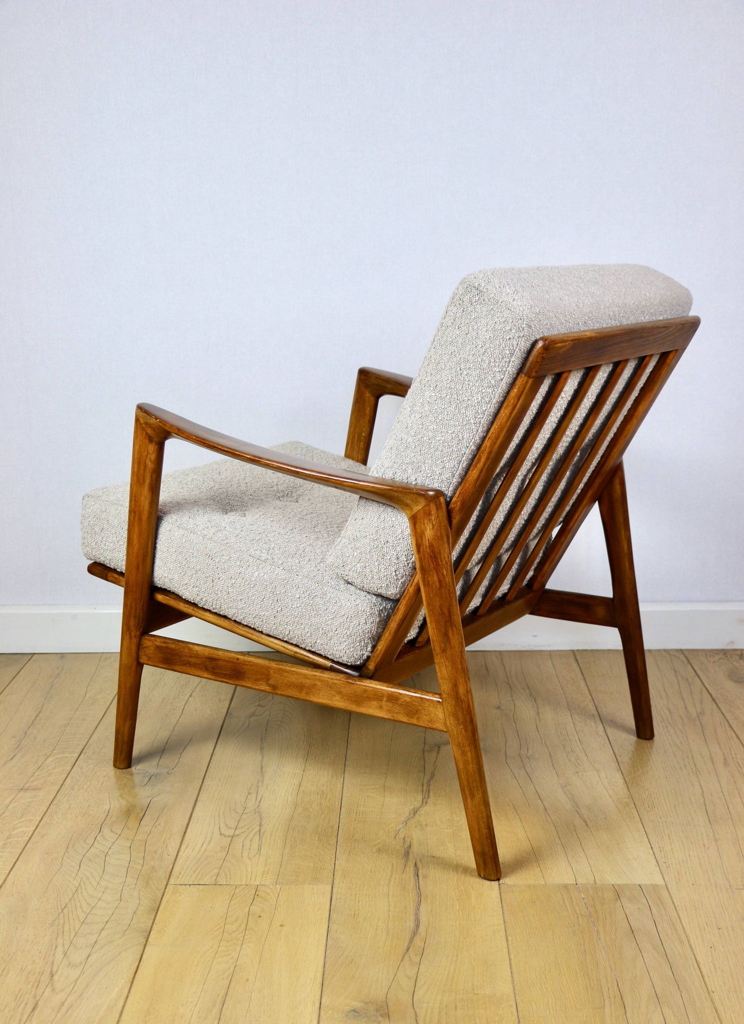 PRL armchair "Stefan" wooden beech vintage beige boucle - darker wood