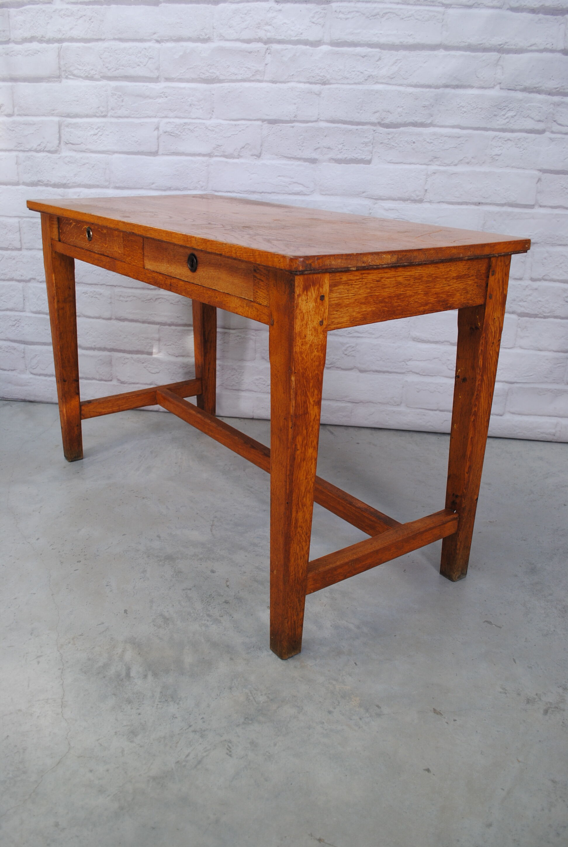 Massive chene desk 1940