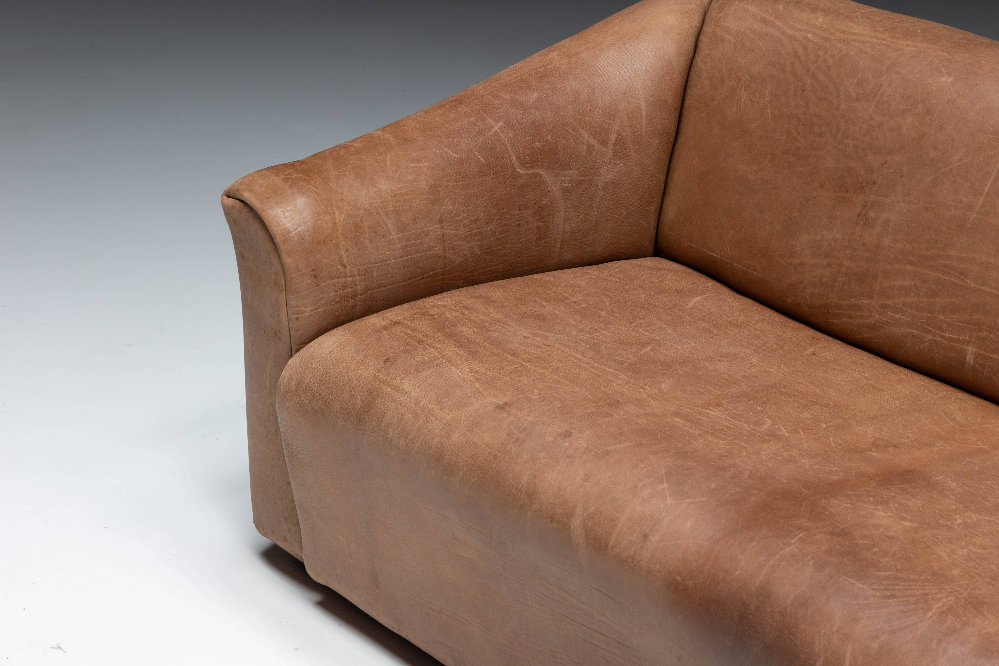 De Sede DS-47 bullhide leather sofa, Switzerland, 1970s