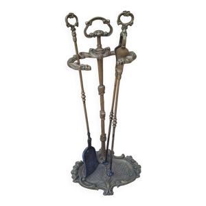 Nécessaire de cheminée