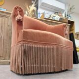 Fringed frog armchair