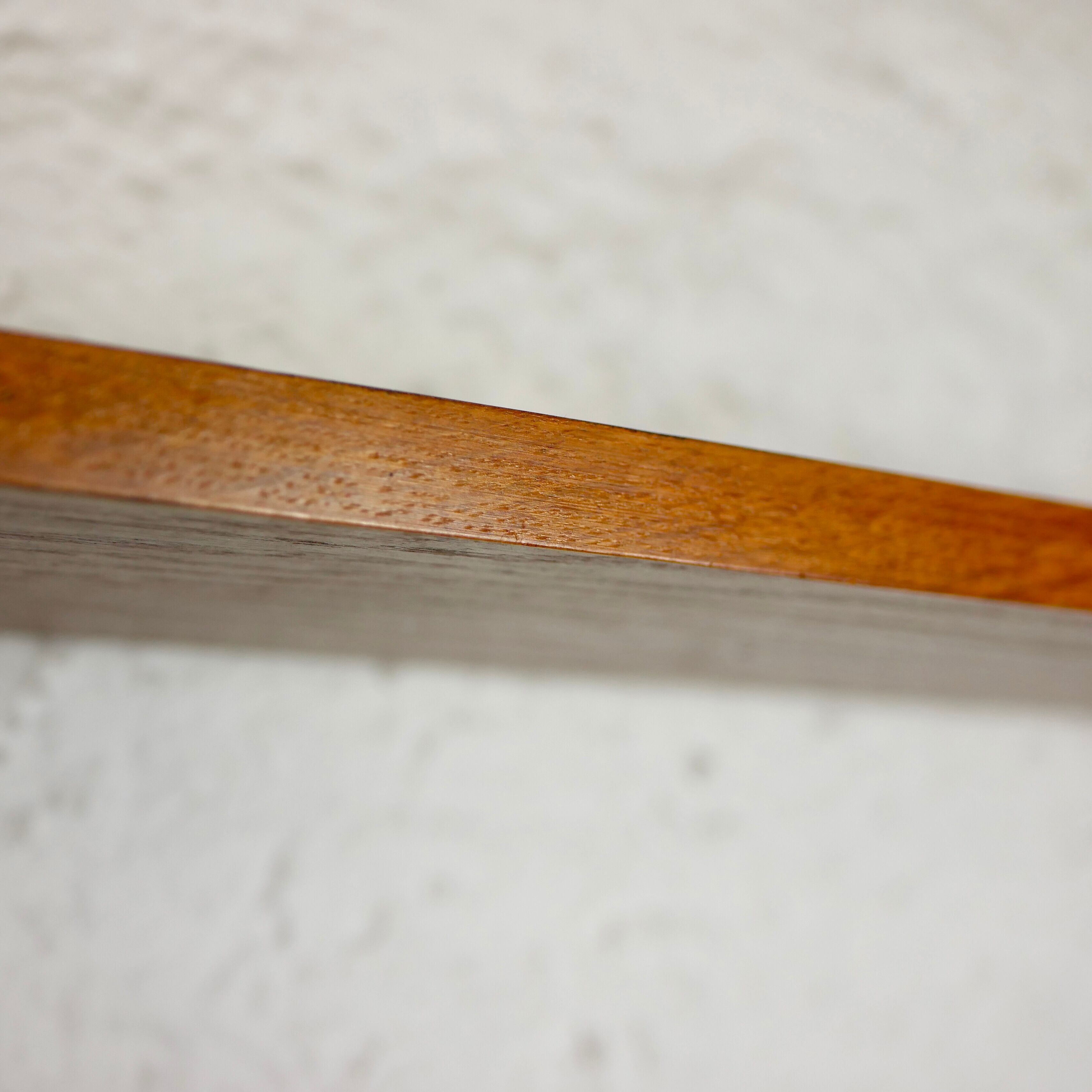 Set of modular shelves String style