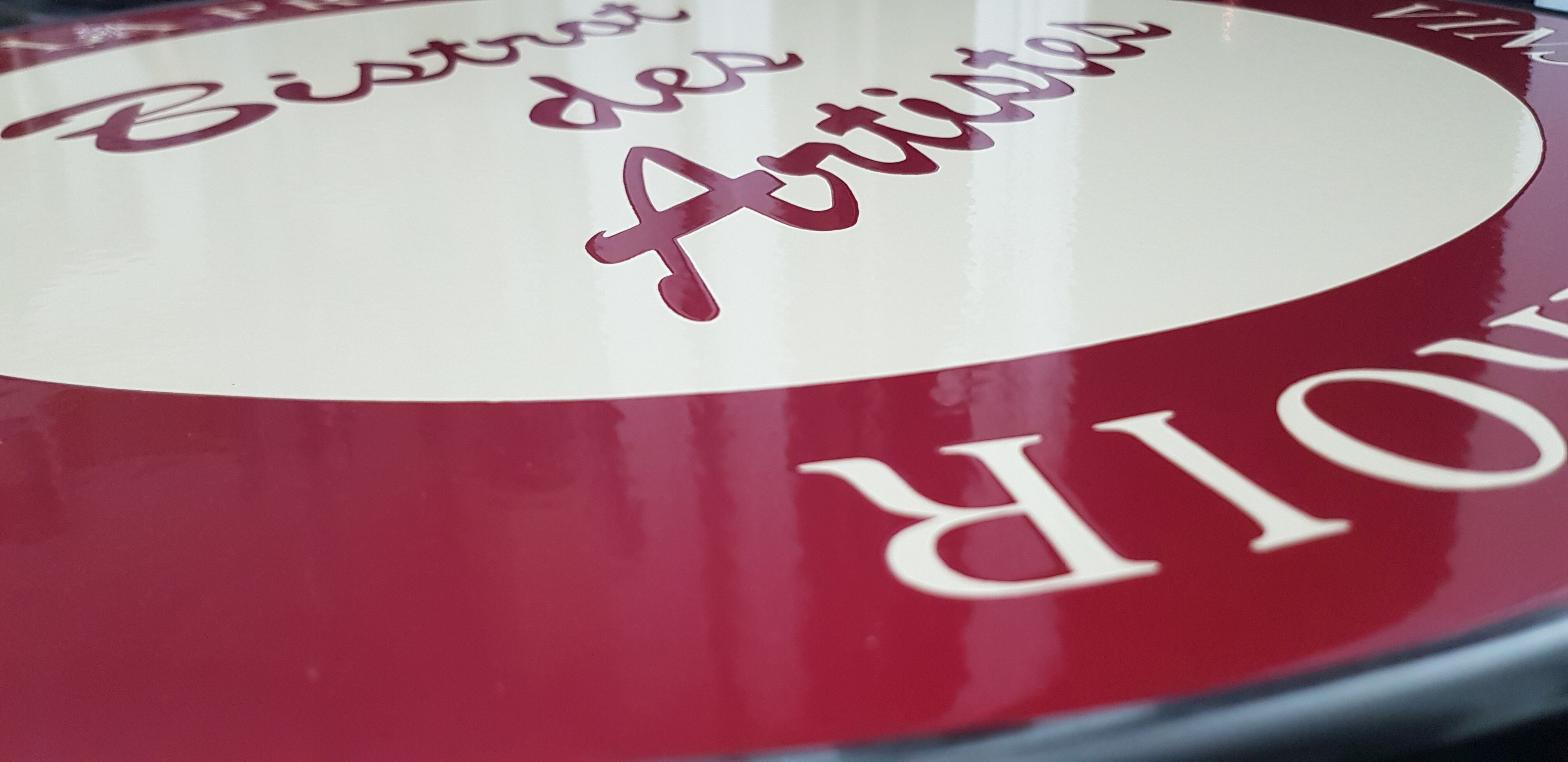 Ringed email, massive foot artists bistro table