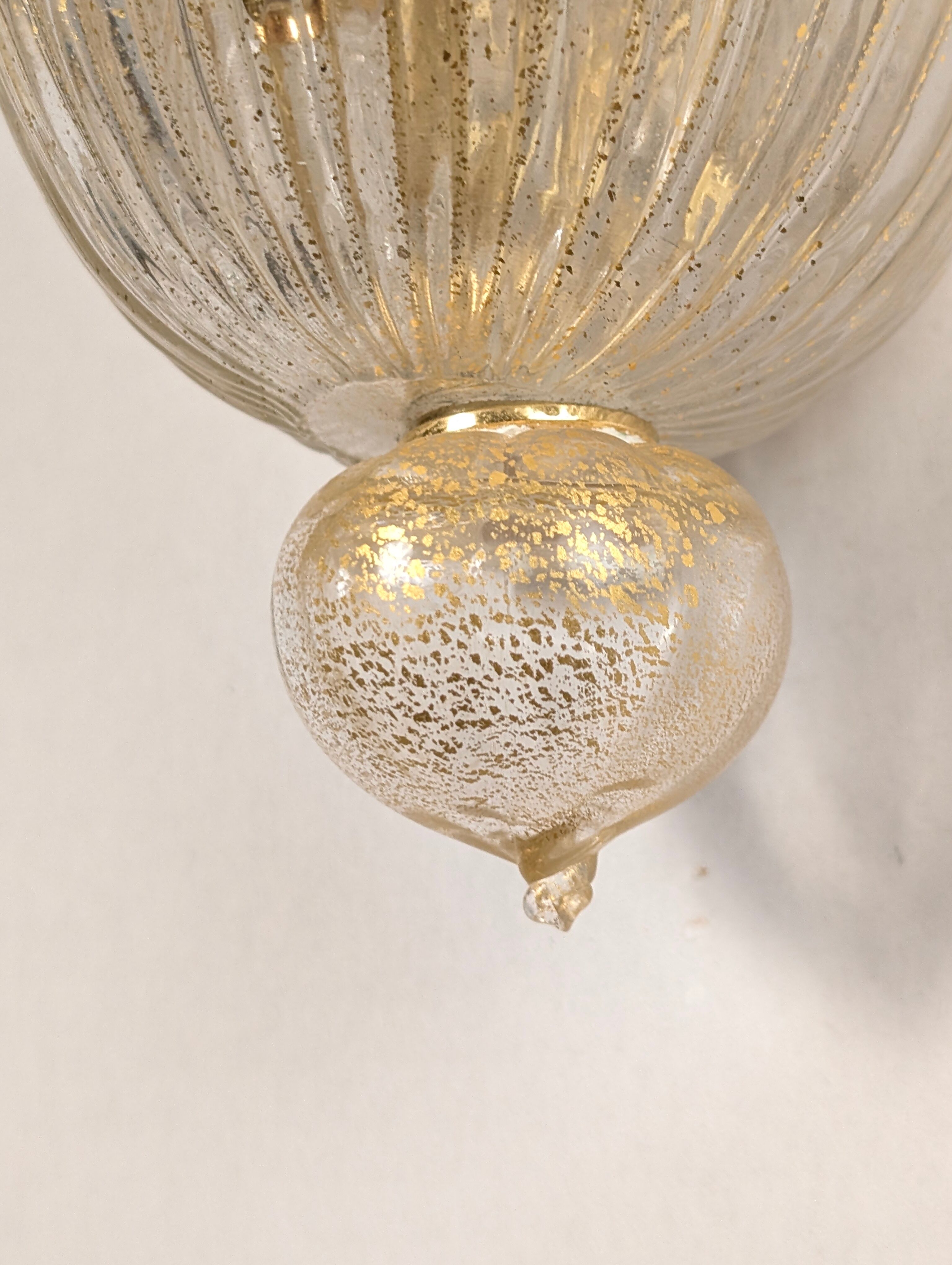 Pair of Barovier & Toso Murano Foglia d’Oro wall sconces, 1980s