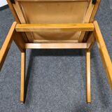 Stacking chair