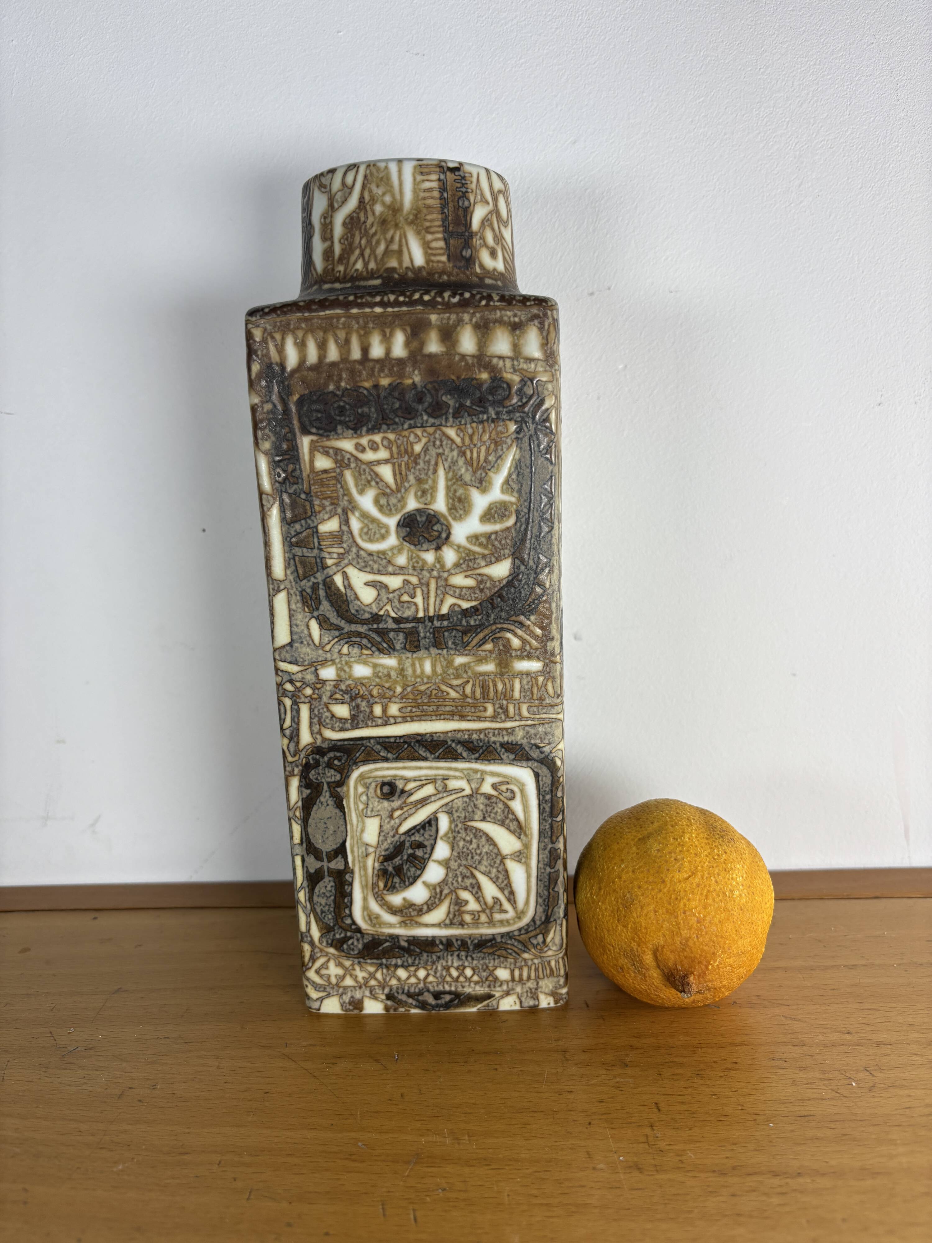 Scandinavian stoneware vase decorated with birds and flowers – Nils Thorsson for Royal