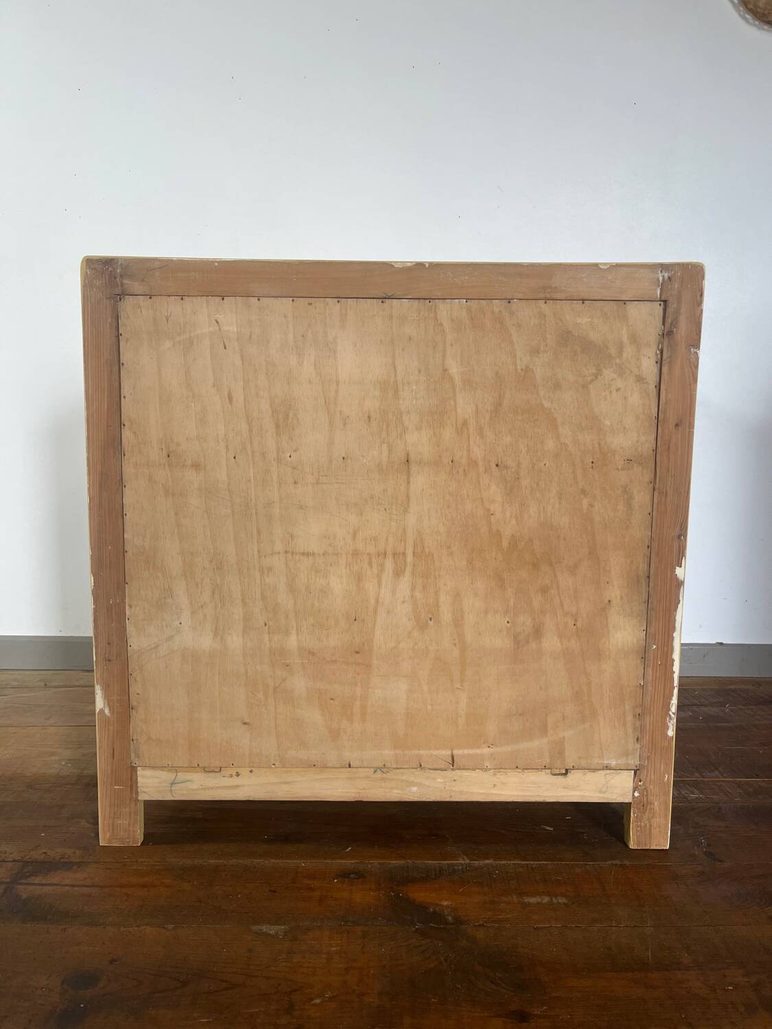 Commode vintage