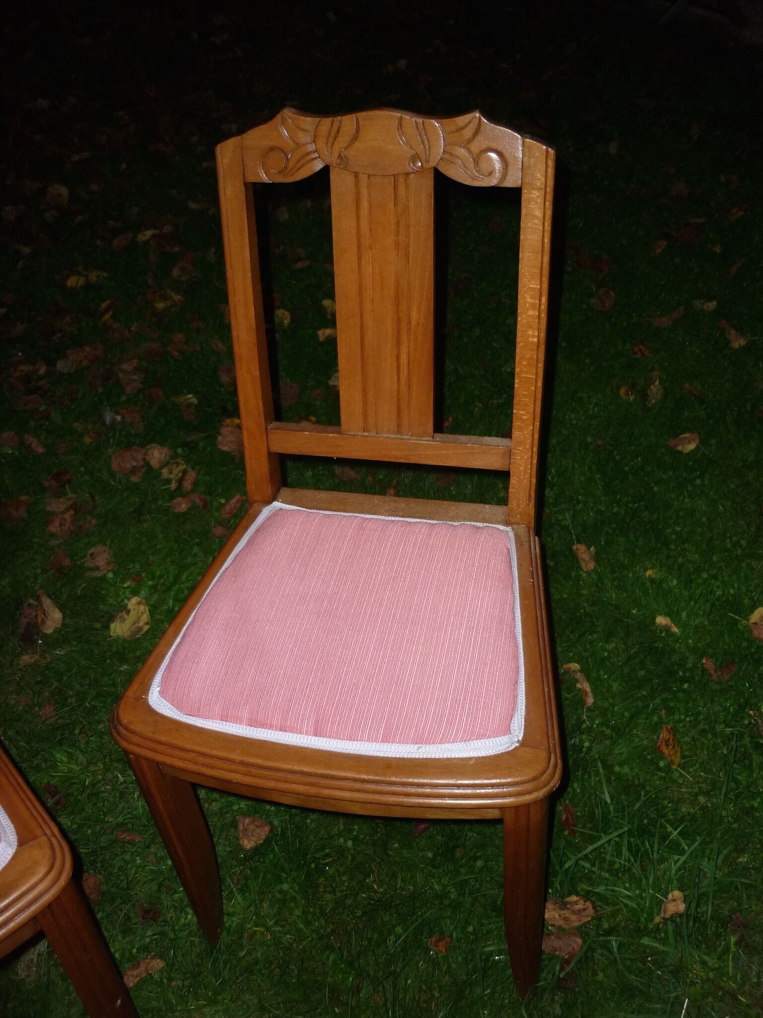 Pair of art-deco chairs, pink seated wood