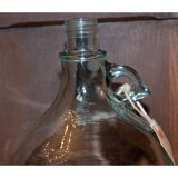 Glass canister with handle