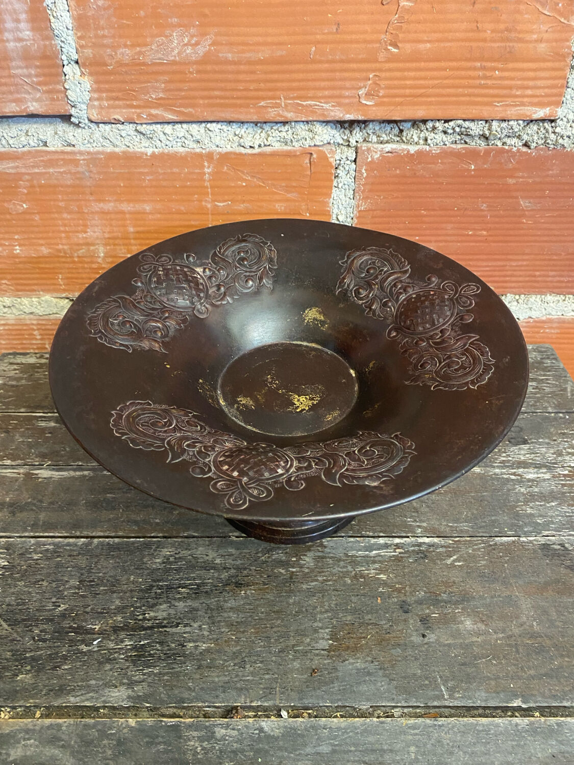 Vintage Metal Fruit Bowl Bordeaux Decorative Moulded Dish #D6