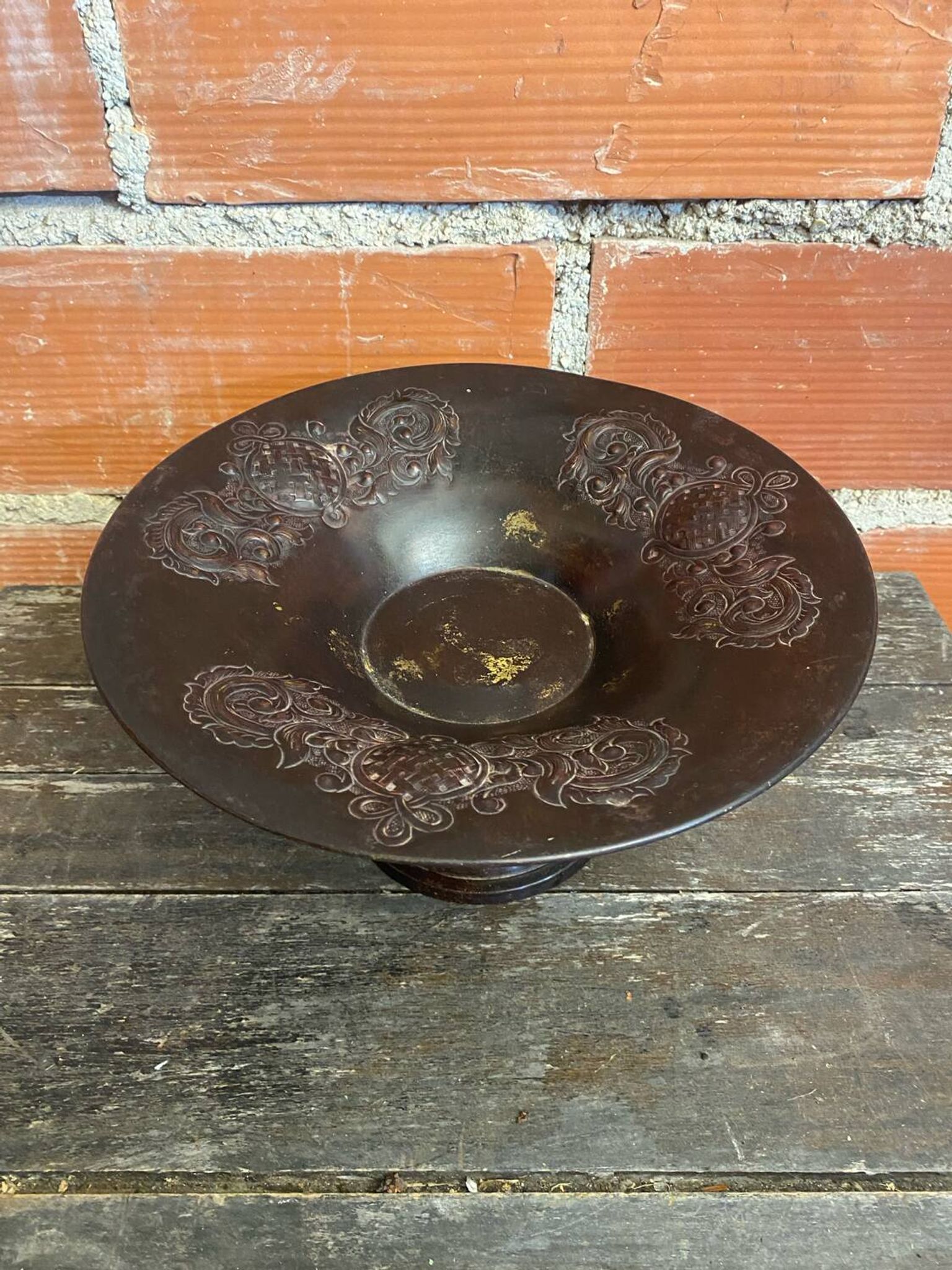 Coupe à Fruits Ancienne Plat En Métal Bordeaux Décor Moulé Vintage #D6
