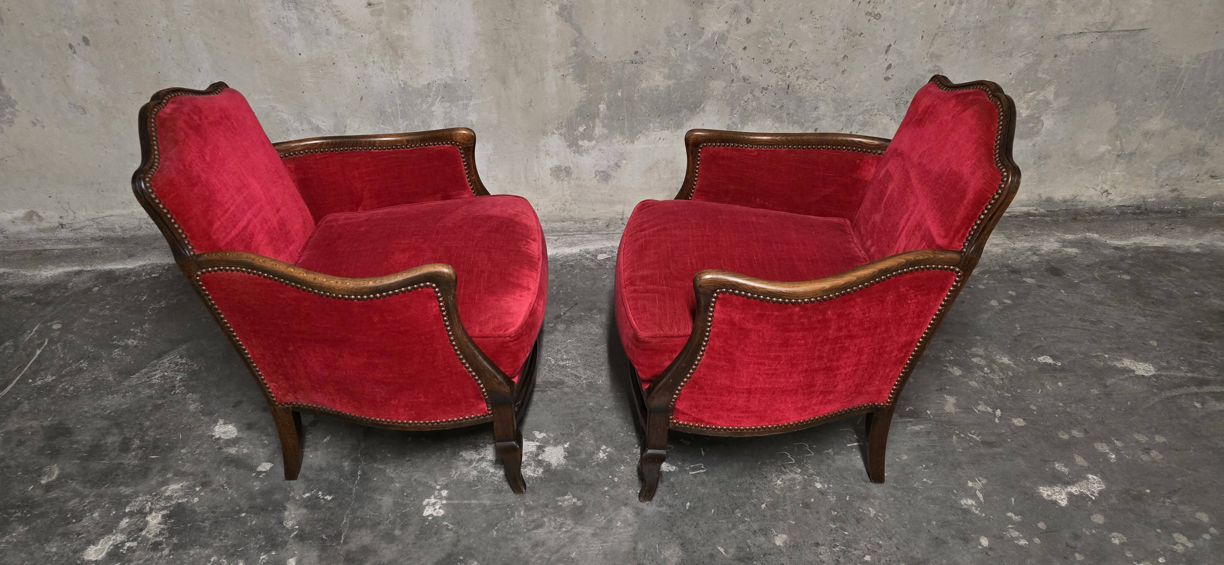 Pair of Louis XV style bergère armchairs in red velvet.