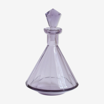 Carafe de liqueur de cristal violet à facettes Art déco, Bohemia années 1930.