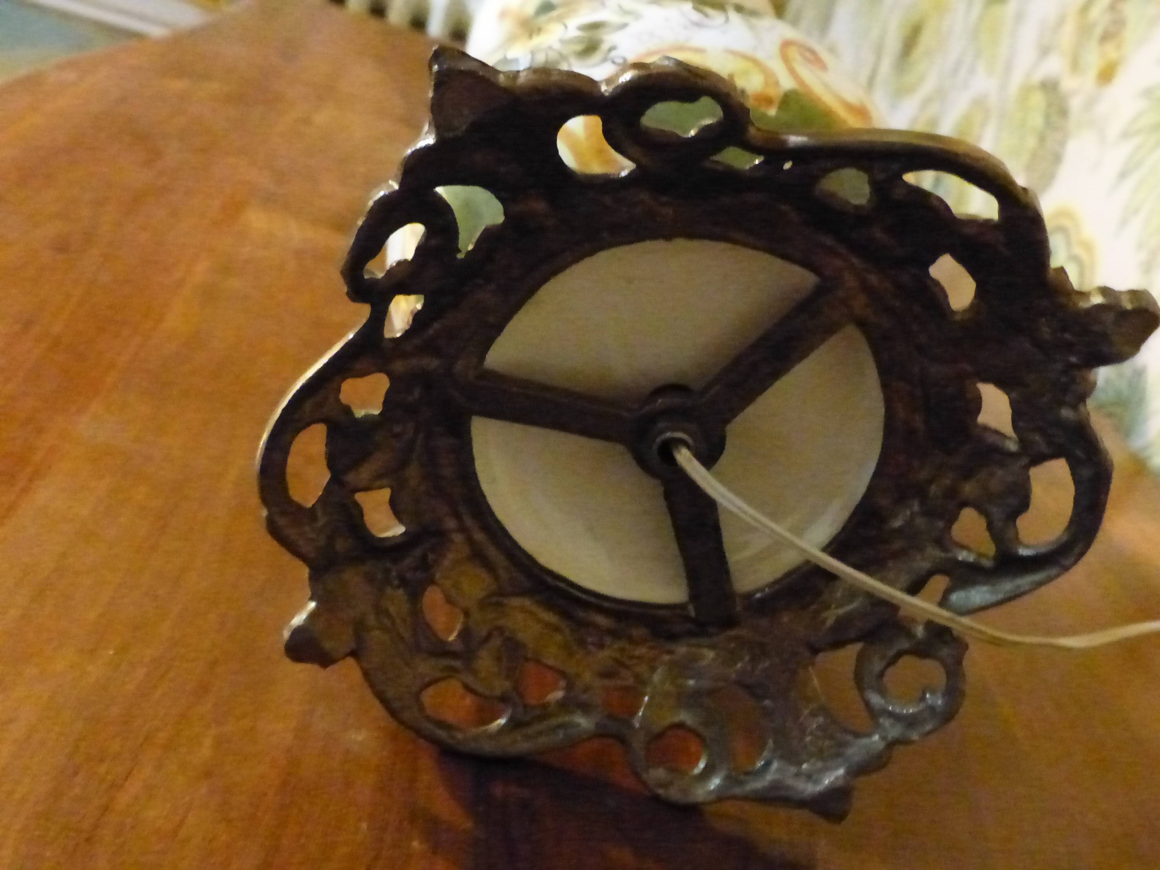 Painted ceramic lamp & lampshade glass lace