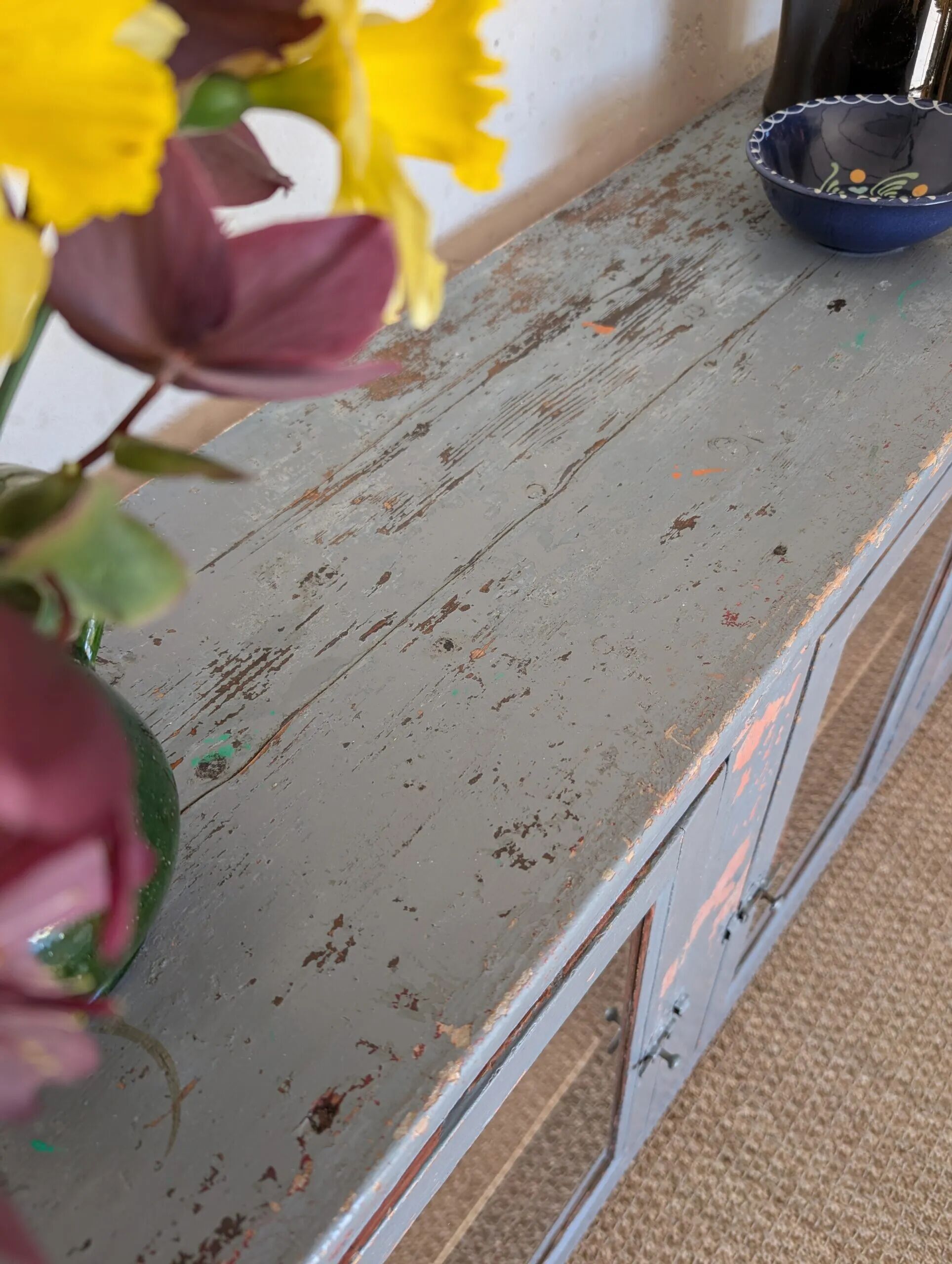 Glazed enfilade antique workbench – blue patina