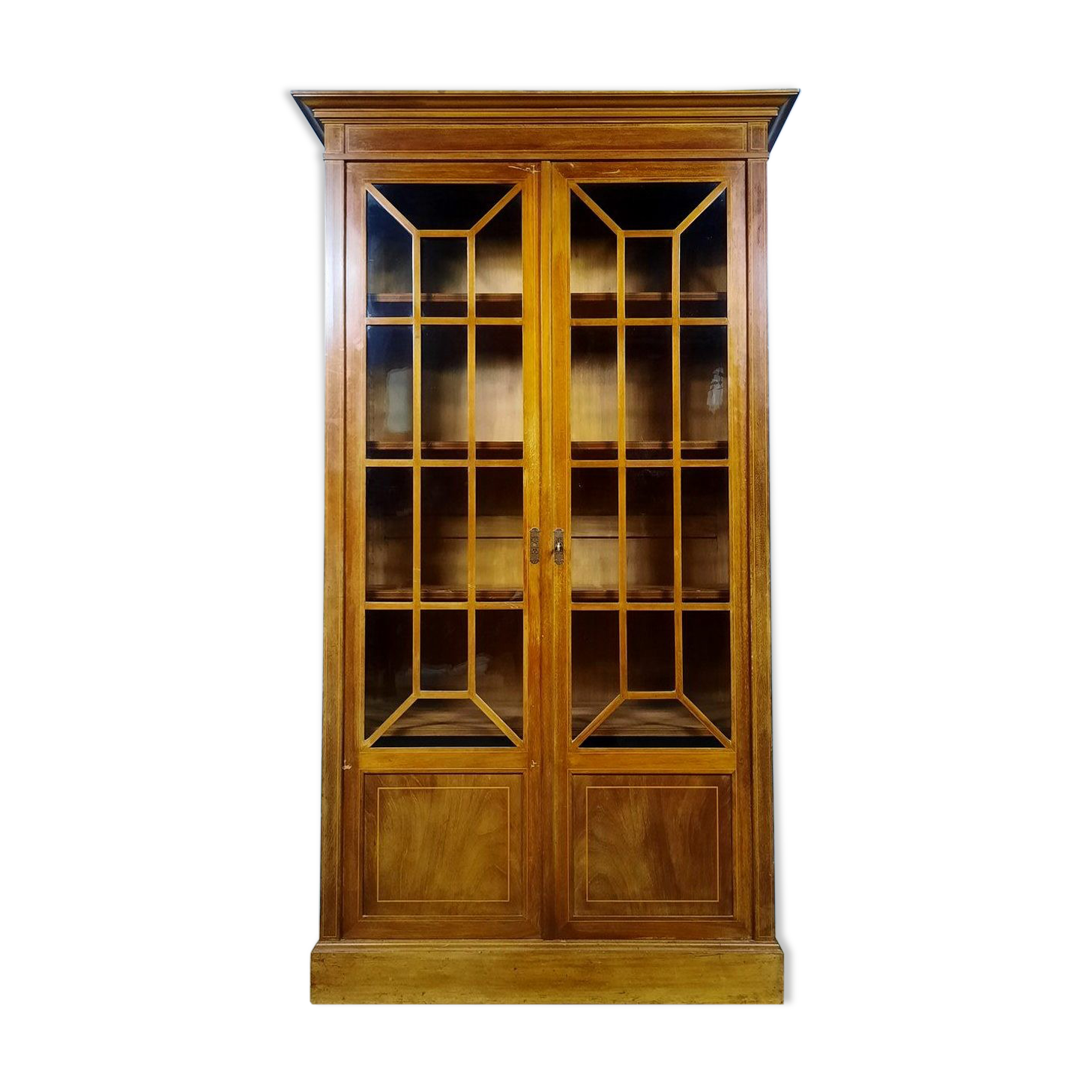 English library in mahogany and clear maple fillets circa 1900-1930