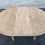 Renovated Louis Philippe round extendable dining table 115cm for 6 people.