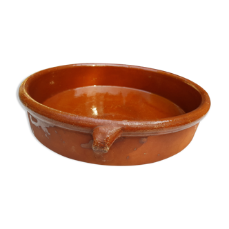 Earthen dish