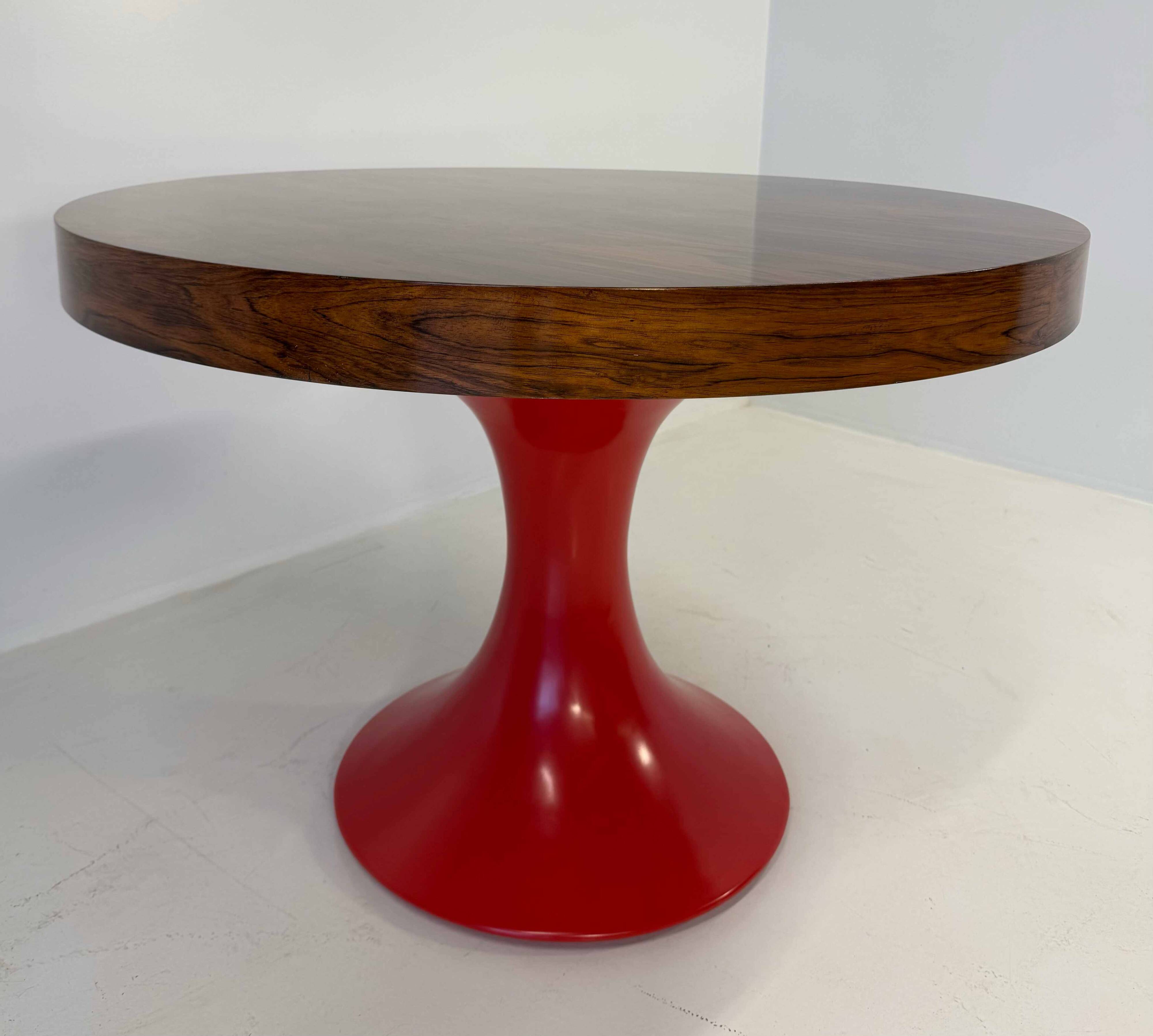 Italian Art Deco Round Table in Ziricote Wood with Red Lacquered Base, 1950