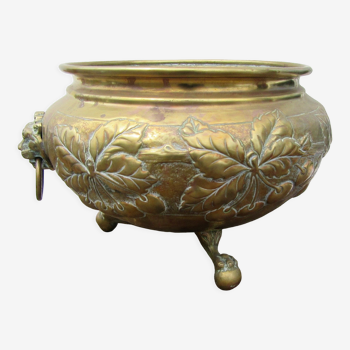 Brass planter