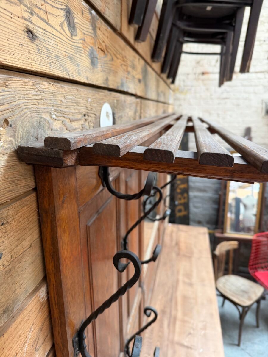 Large oak wall wardrobe from the early 20th century.