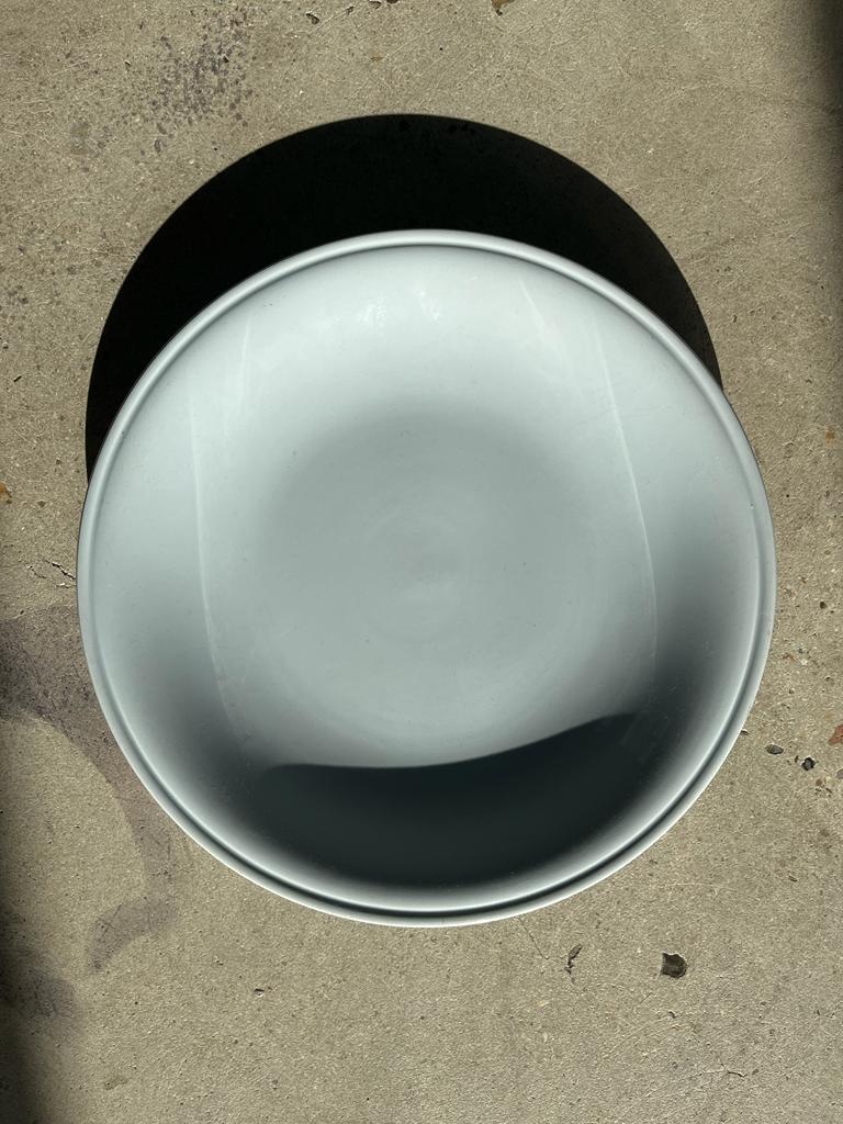 Flat set and light blue saucière earthenware from Montereau