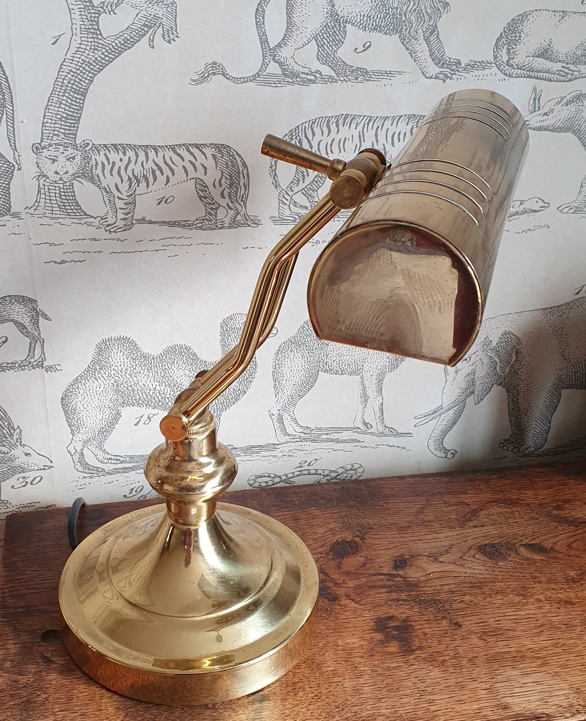 Notary or banker's lamp in brass