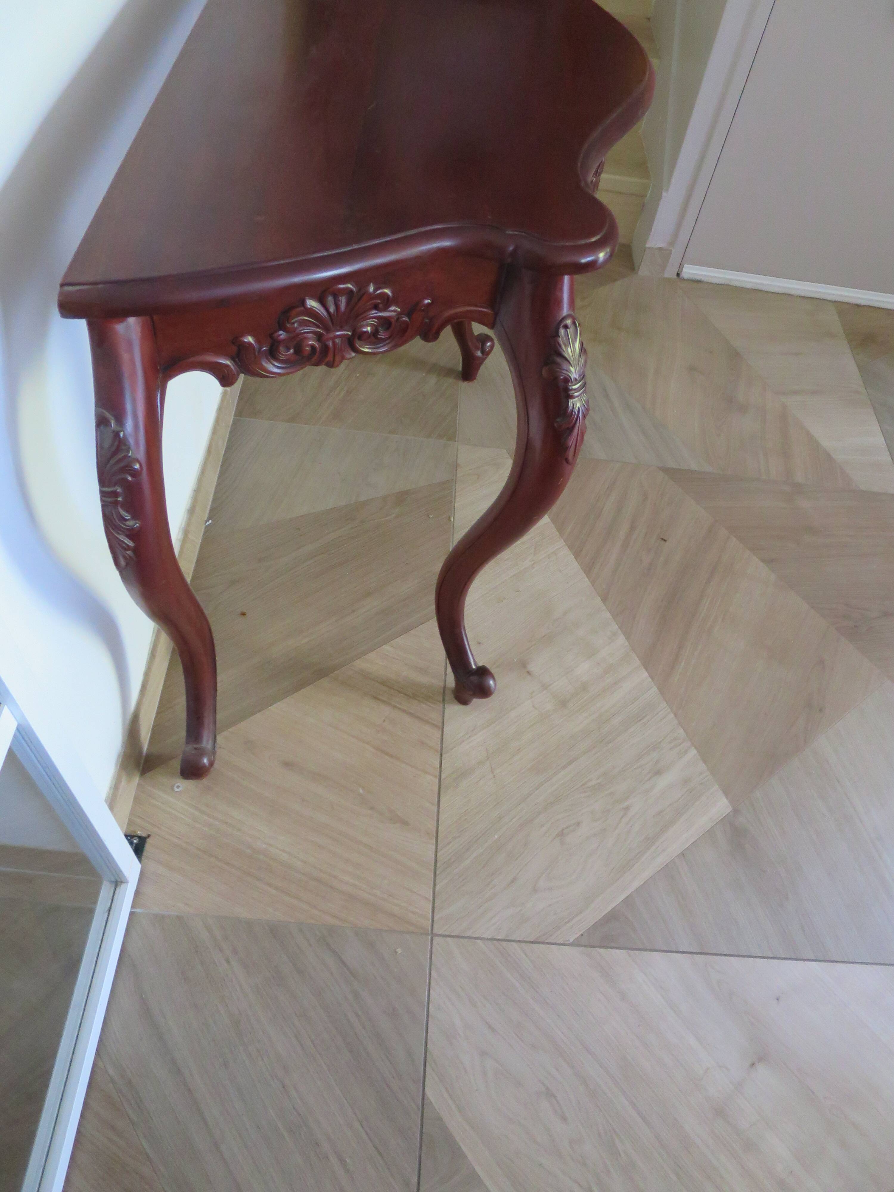 Console with curved legs - mahogany - Louis XV style - carved wood