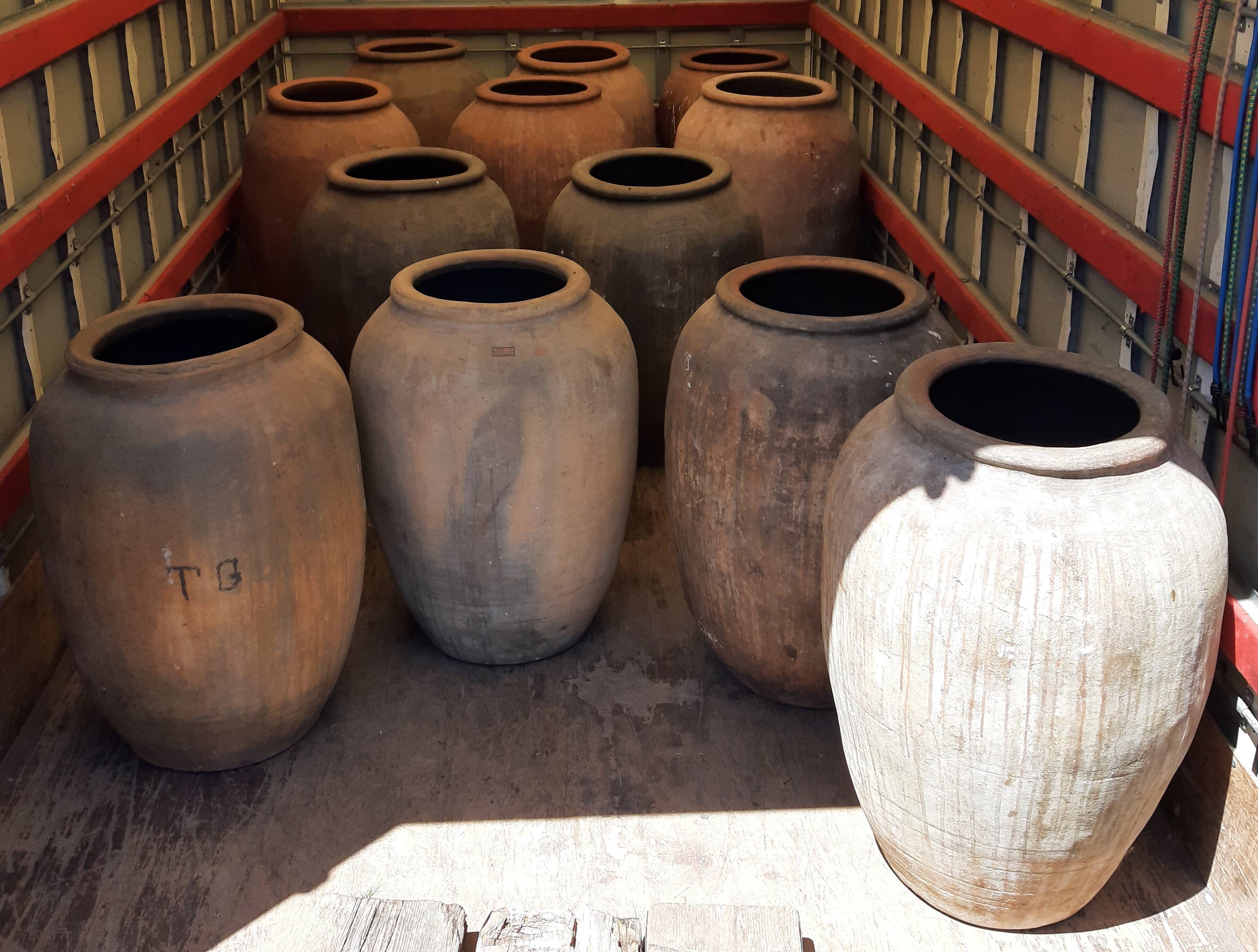 Pair of olive oil jars (or "tinajas"), Spain, 19th century