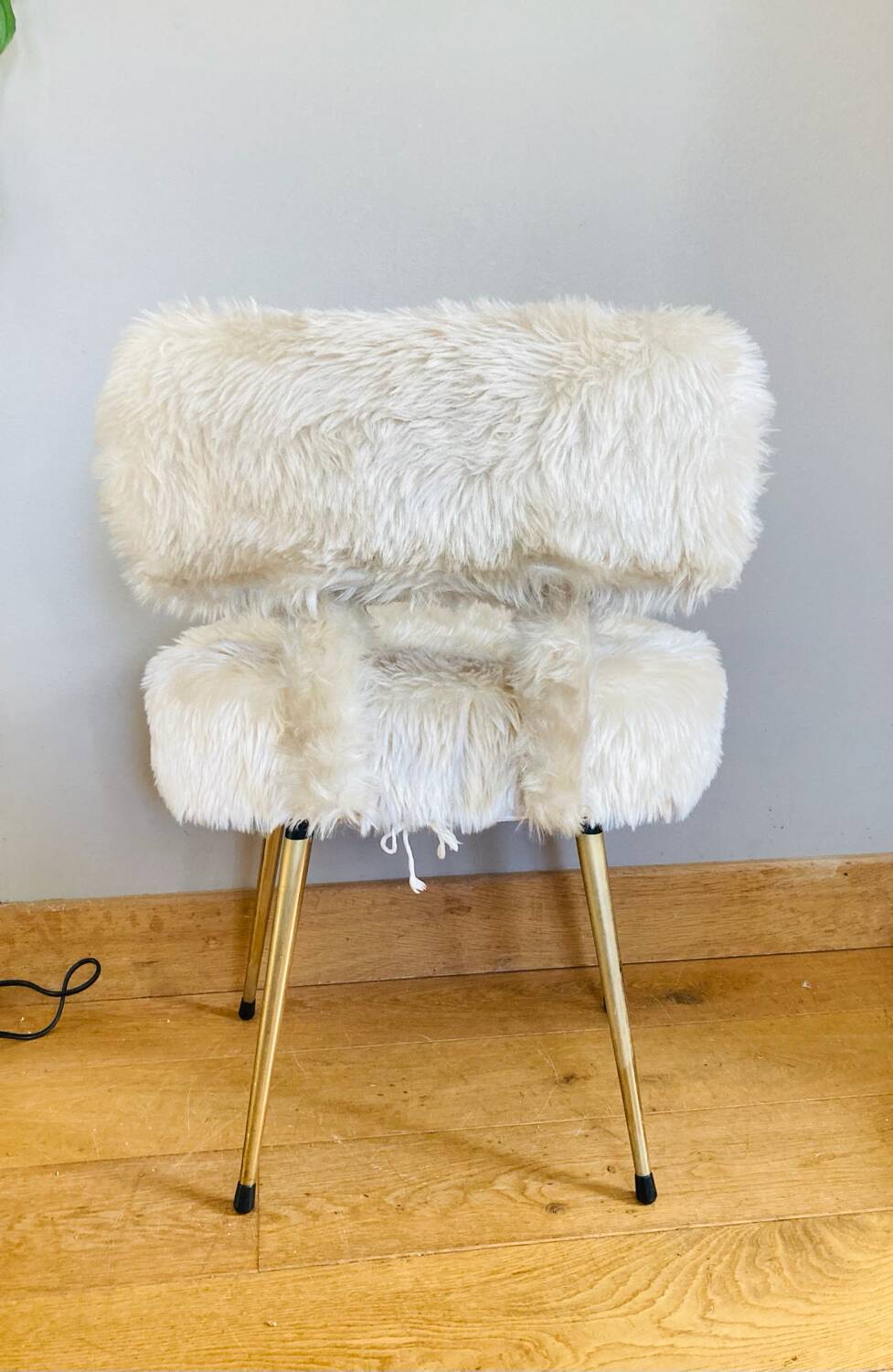 Chaise en fausse fourrure, Pelfram par Peltex S.S production, France années 1960-70