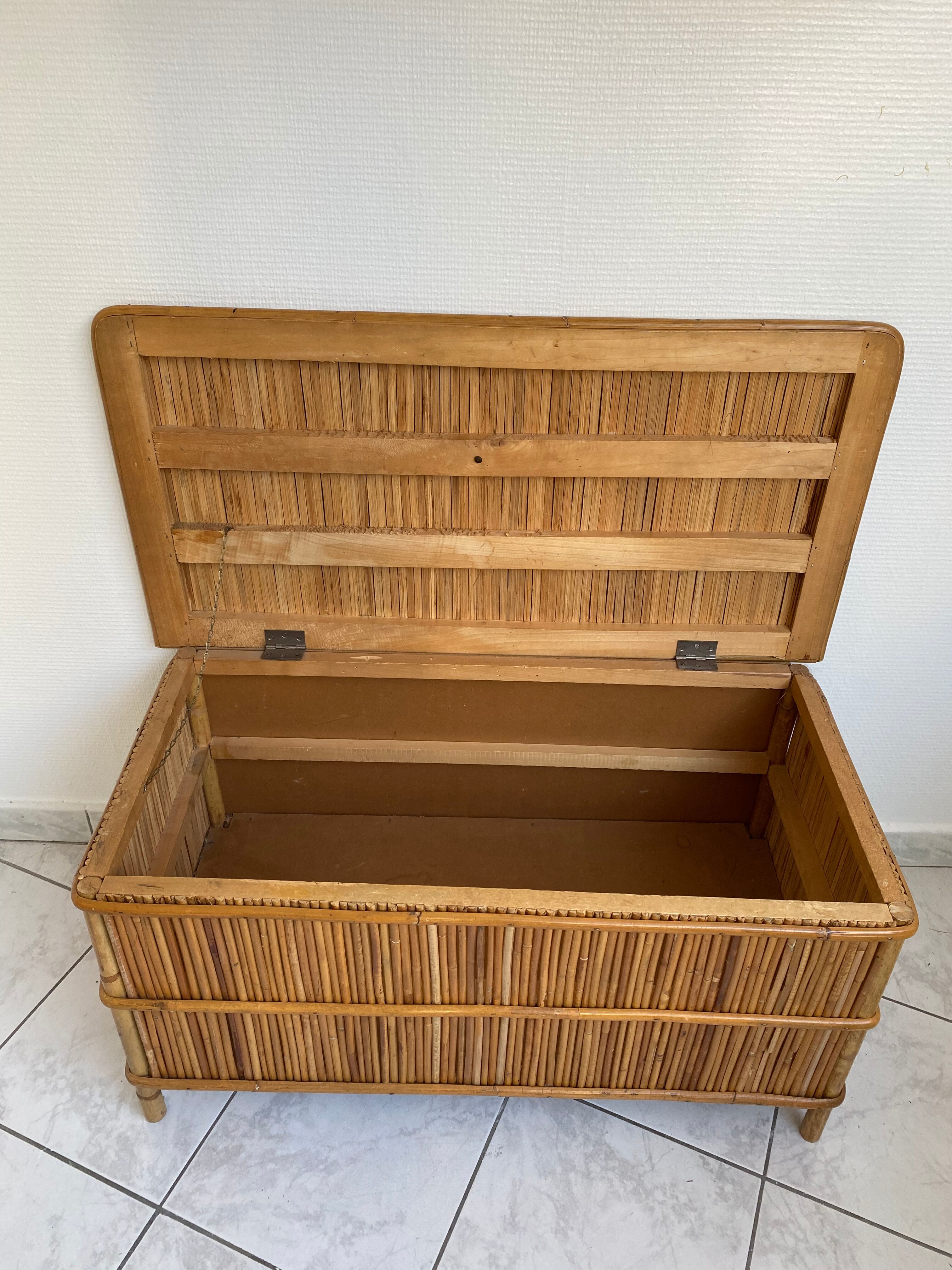 Rattan chest