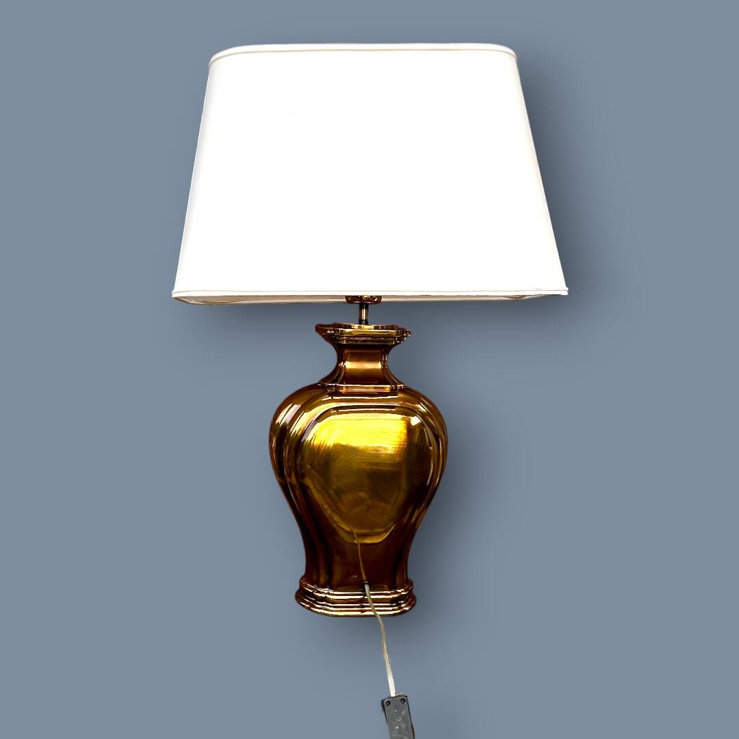 Large Deknudt lamp in varnished gold brass, 1970s.