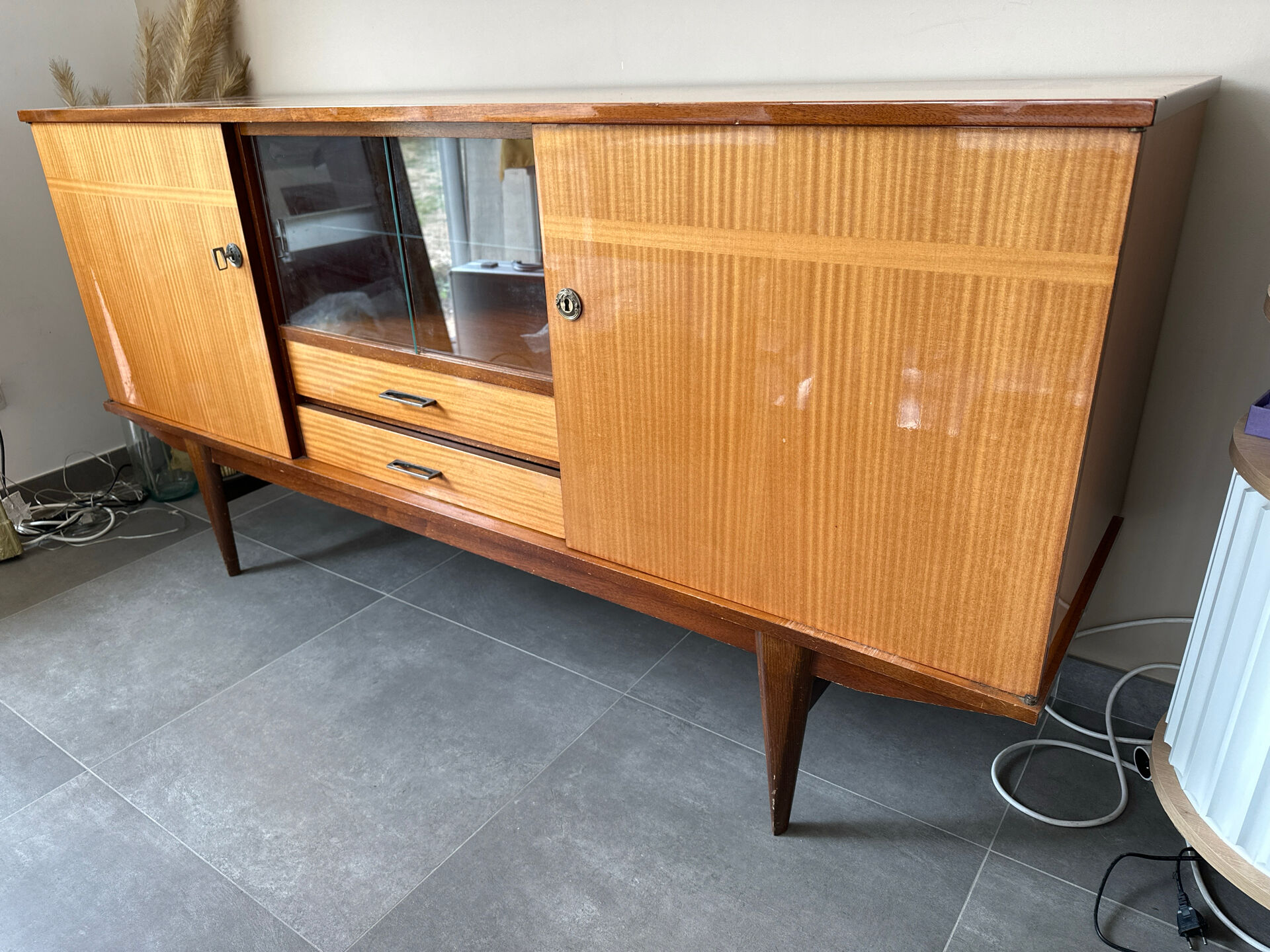 1970s buffet