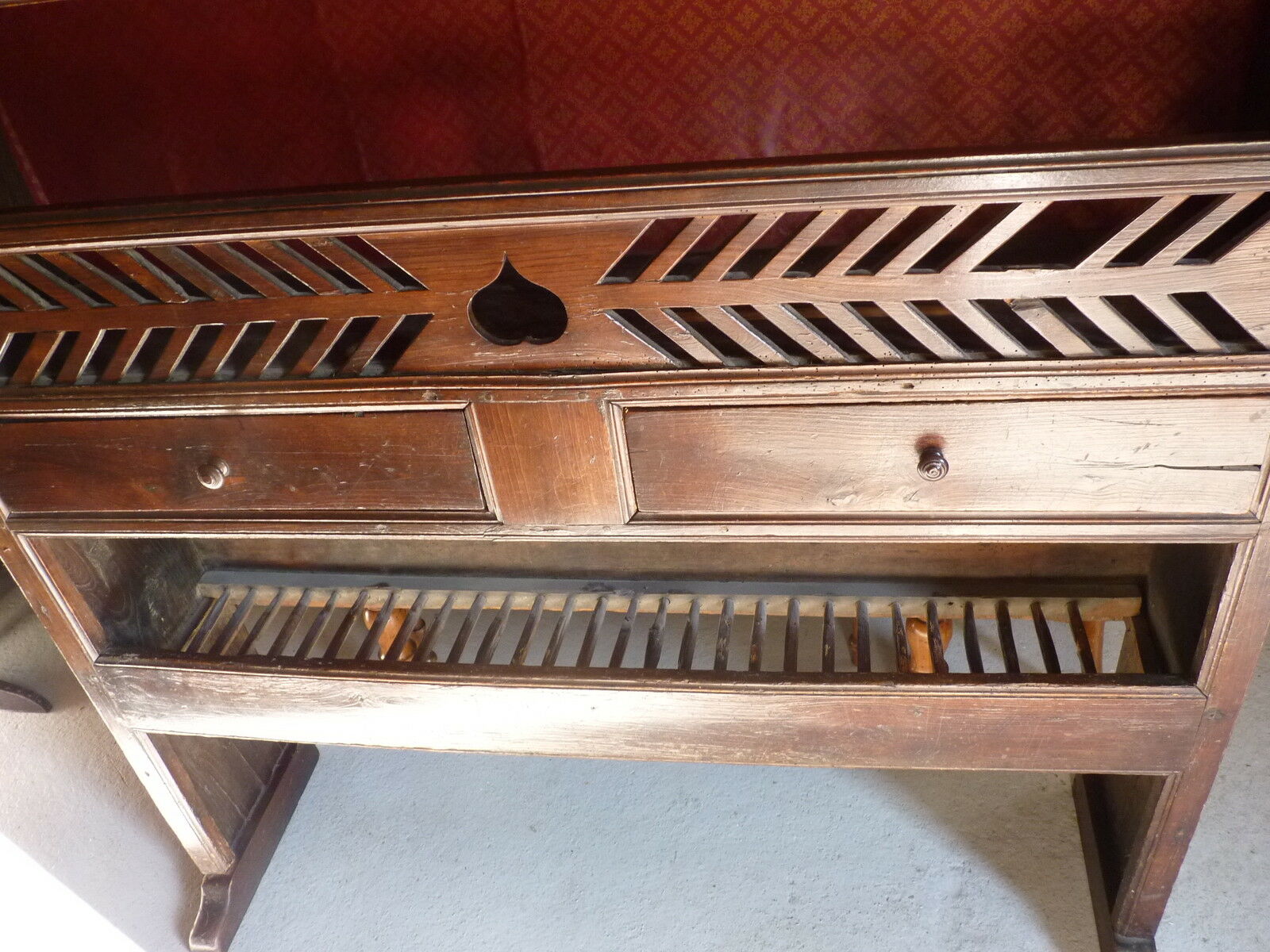 Drainer cupboard Brittany chestnut 19th century