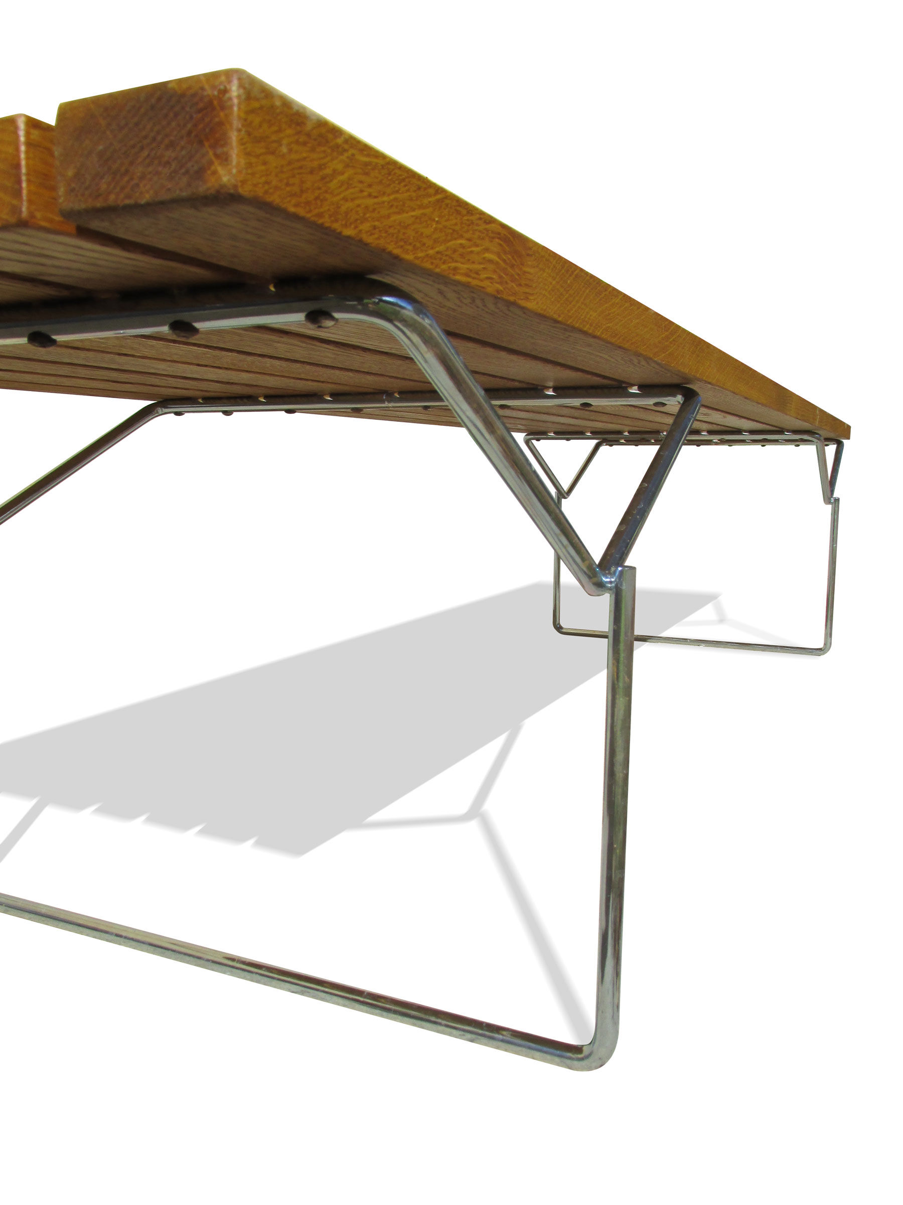 Harry Bertoia Knoll International 1952 by bench