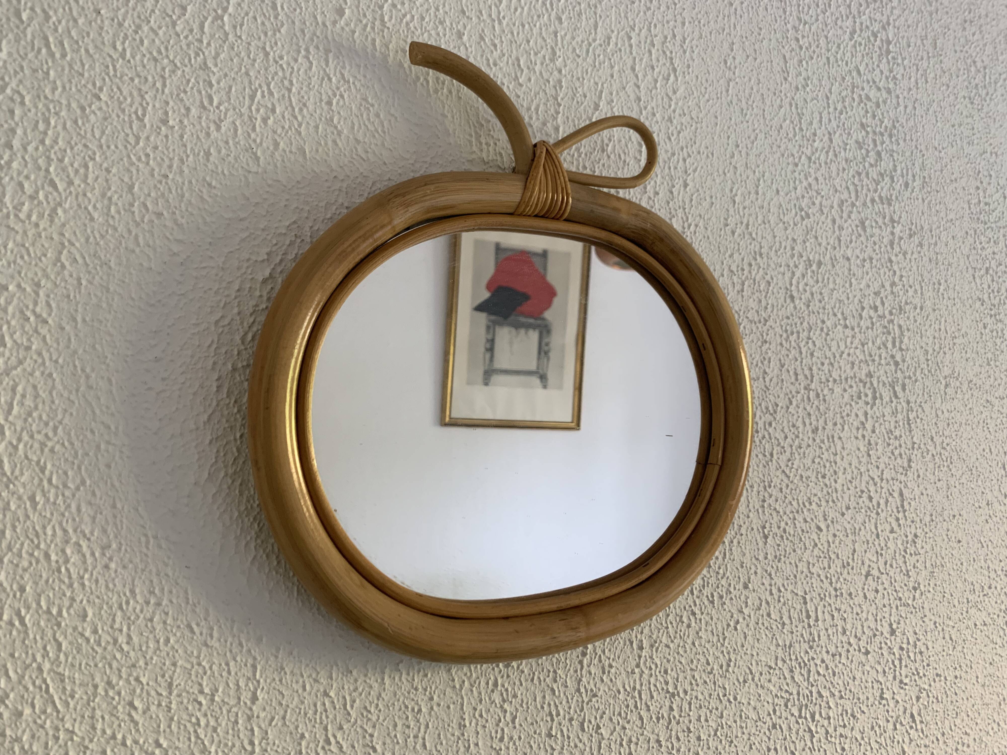 Vintage 1970 mirror apple rattan wicker fruit - 35 x 32 cm