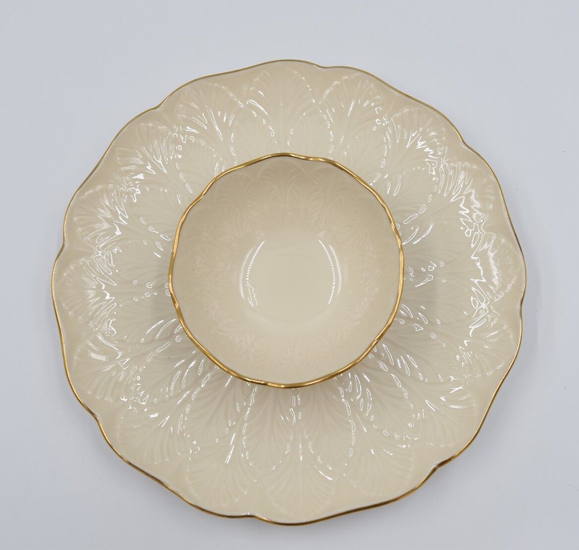 Vintage porcelain dish Lenox USA aperitif or entremets leaves in slight relief