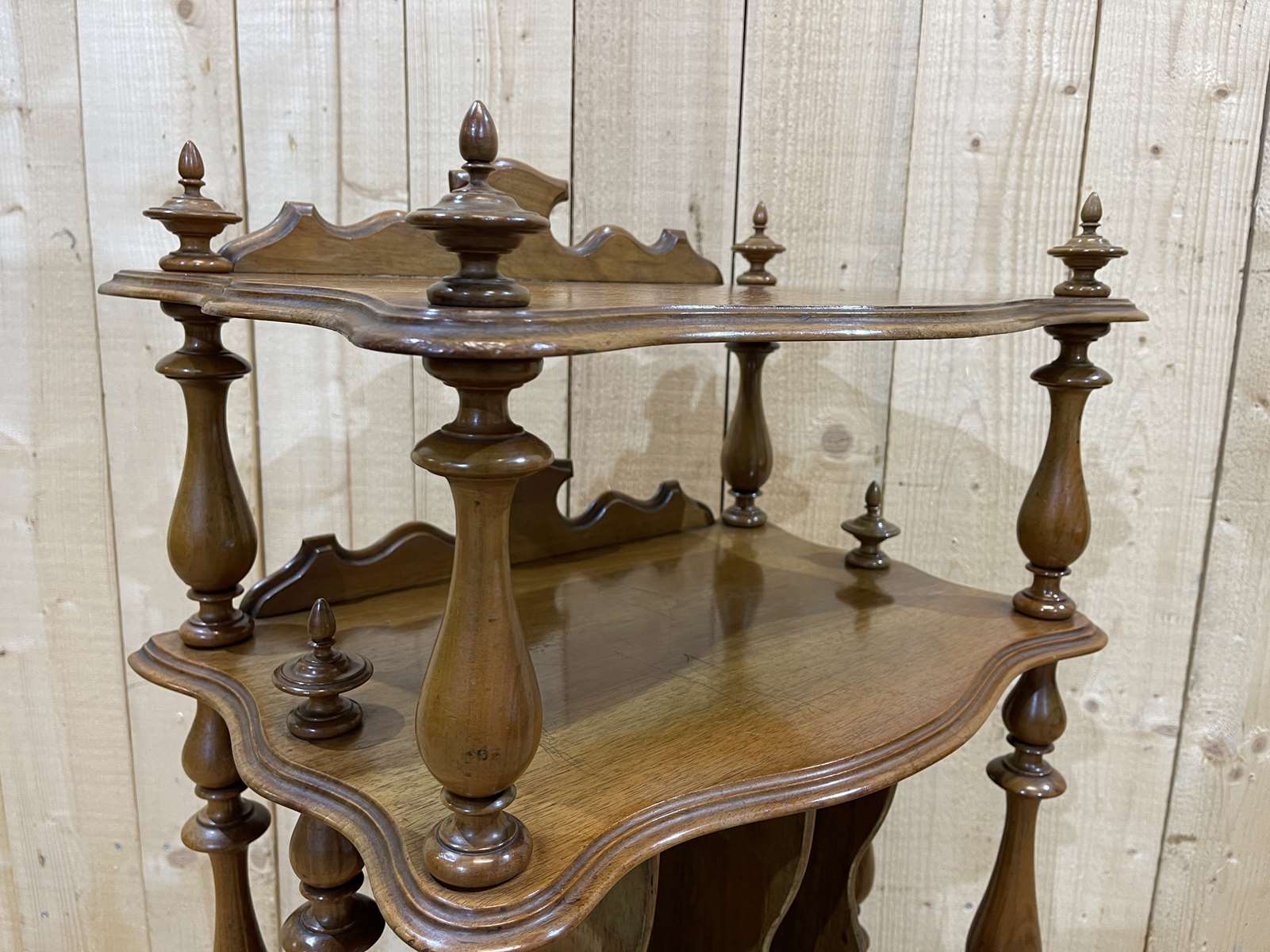 Sheet music cabinet nineteenth in walnut