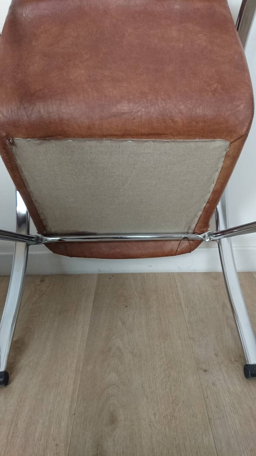 Souvignet plichaise armchair