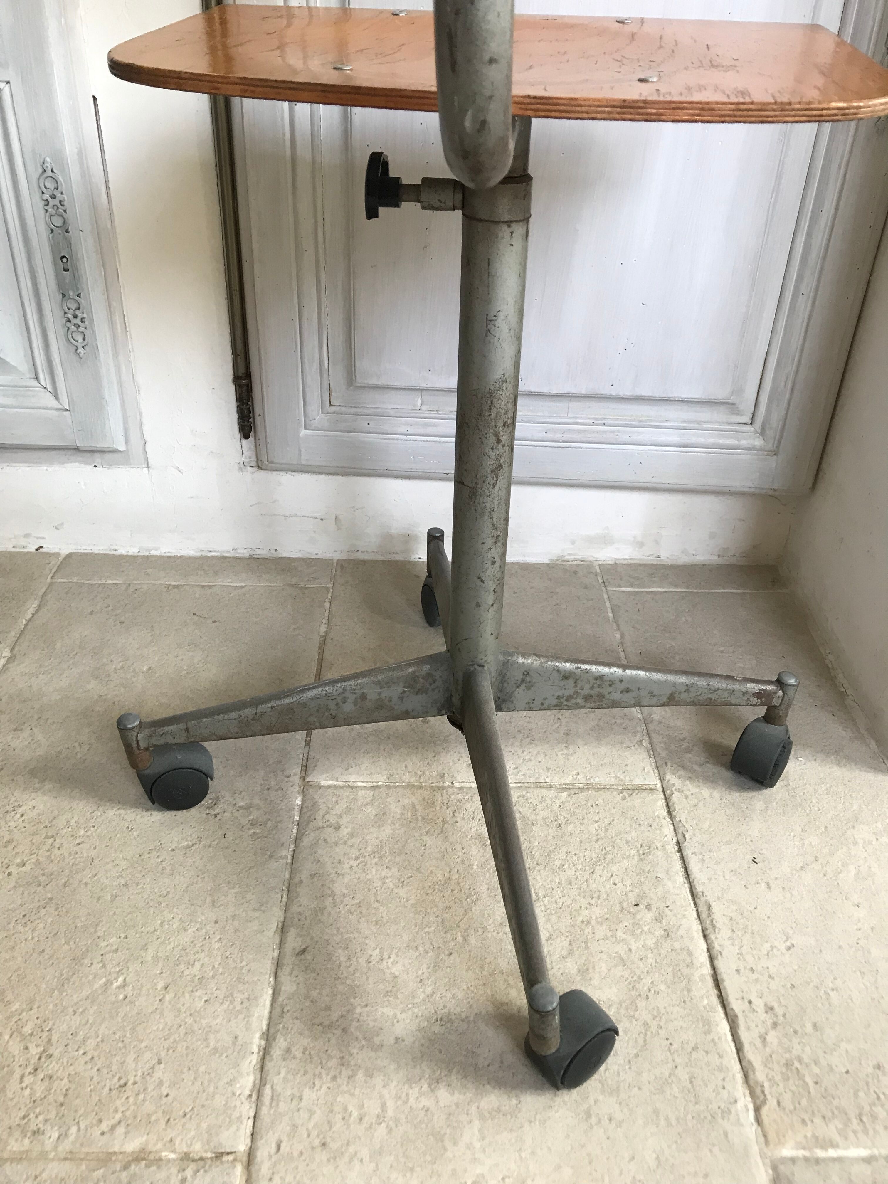 Vintage wheeled office chair