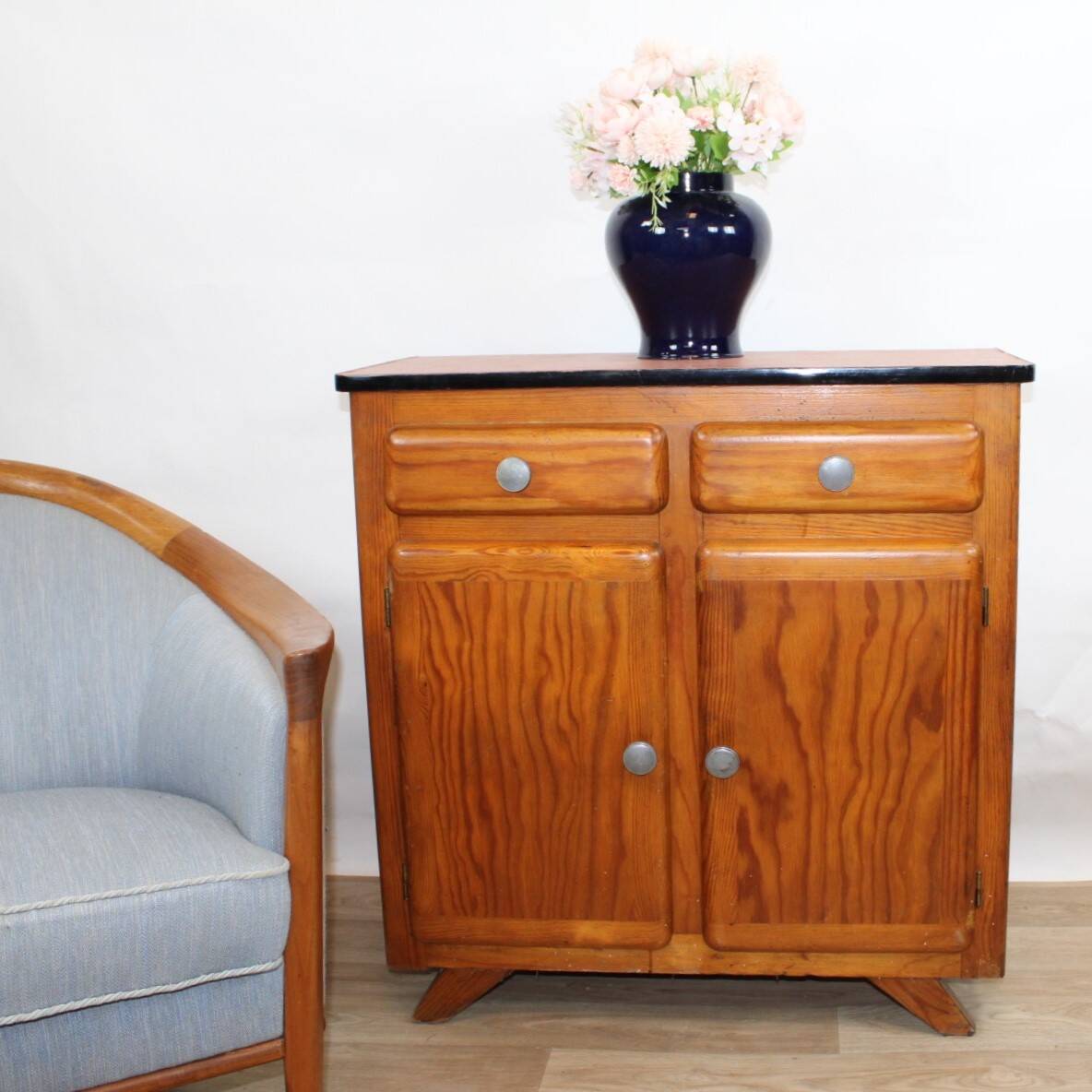 Vintage Mado commode in terracotta and light oak, 1960s.