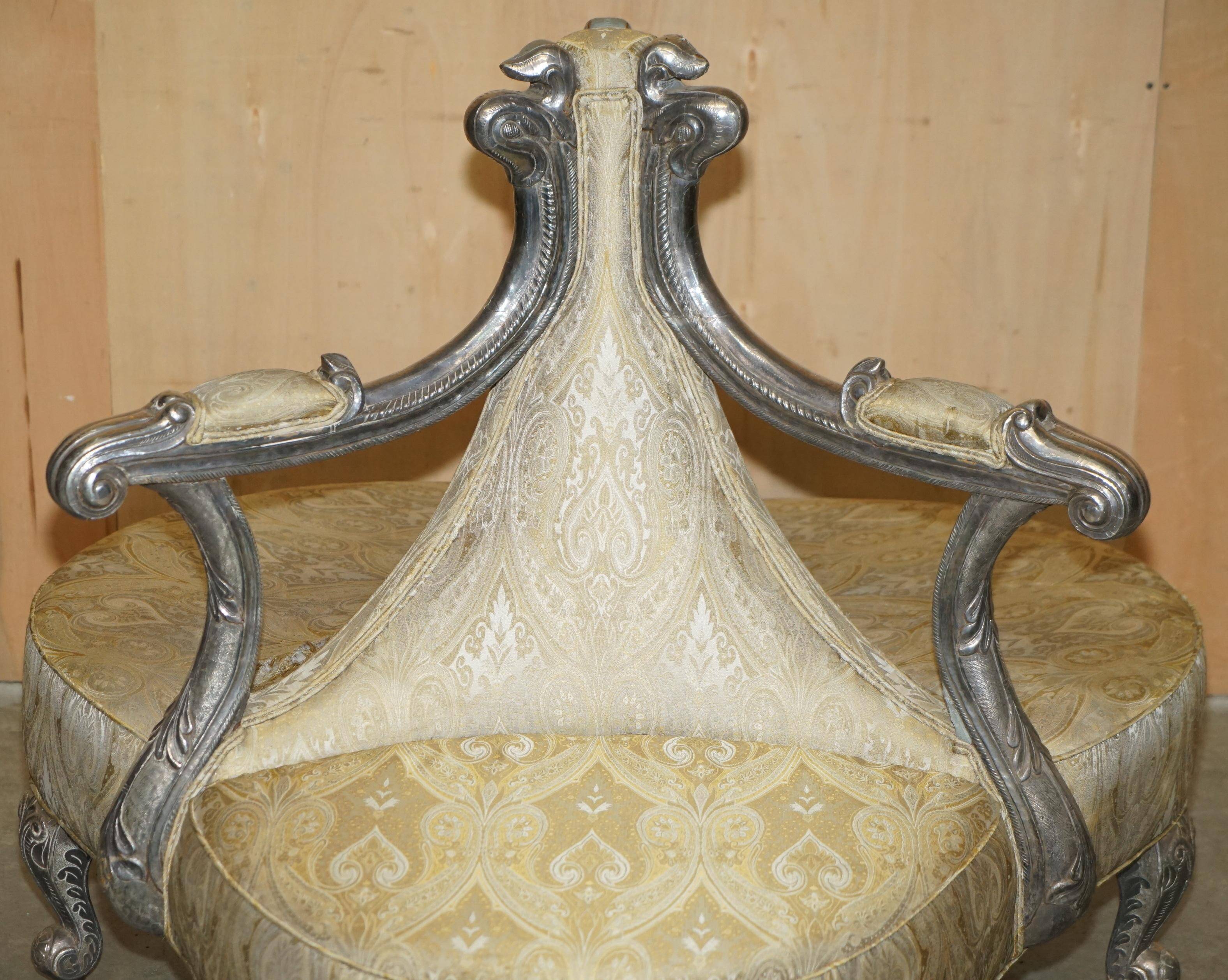 Silver-plated sculpted "Tete a Tete" canapé conversation, antique 19th century.