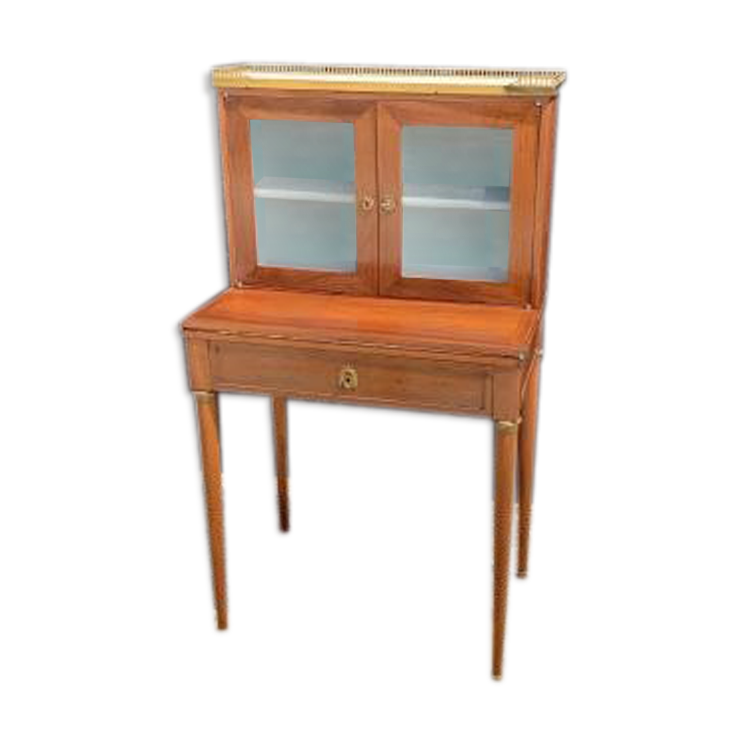 Happiness of the day in Louis XVI-era mahogany