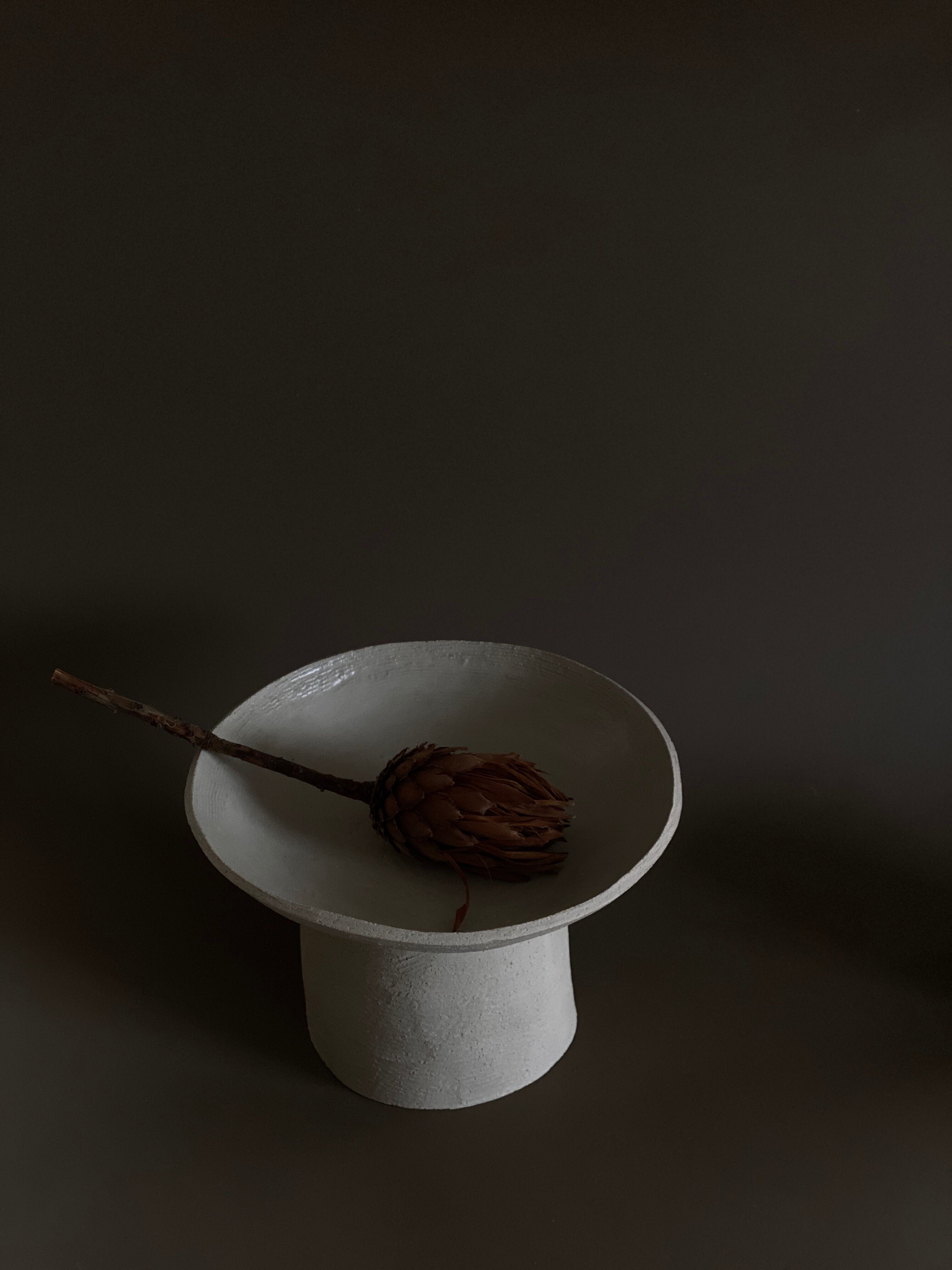 Decorative cut, ceramic